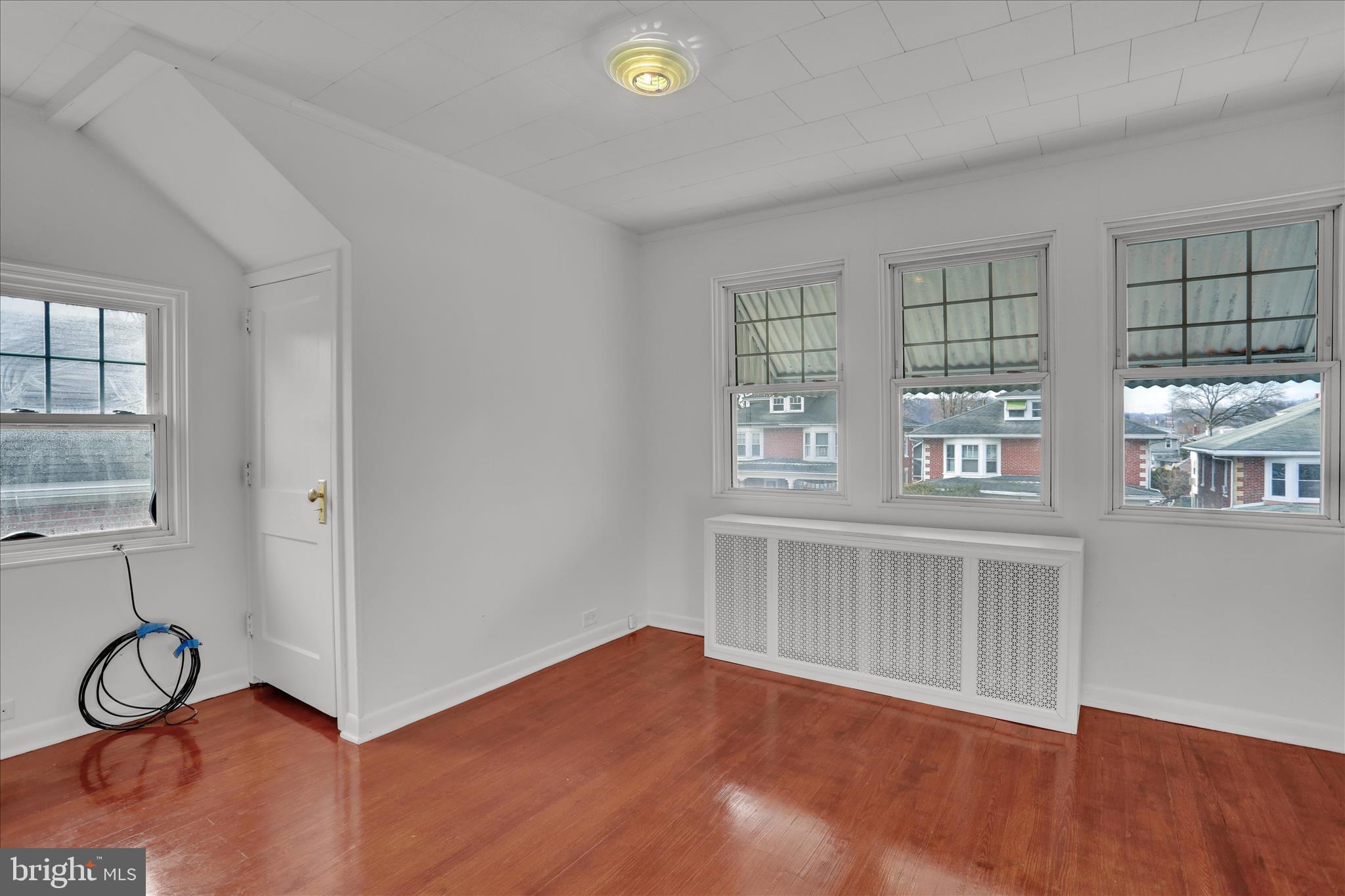 SHILLINGTON - Residential