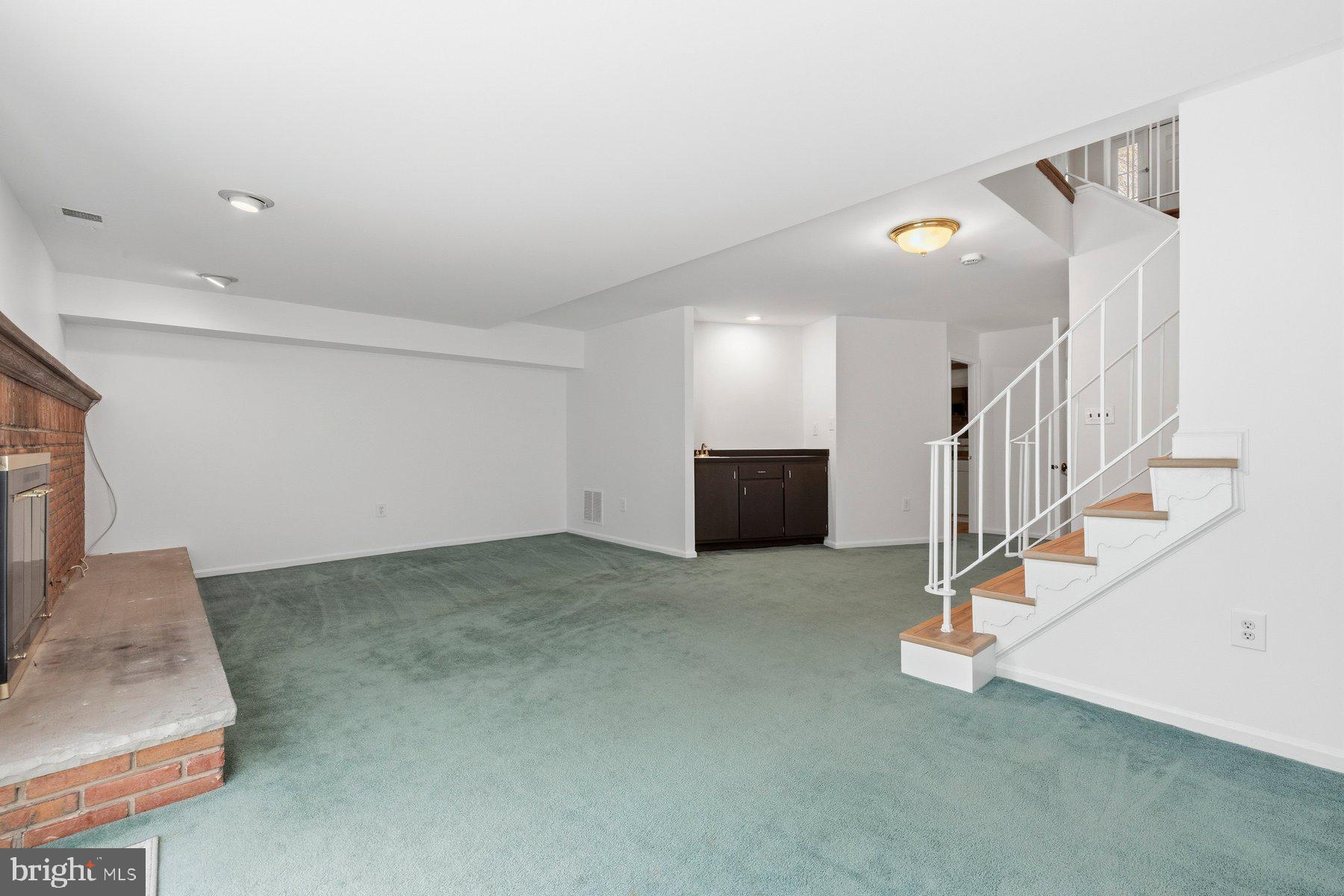 KEENE MILL VILLAGE - Residential