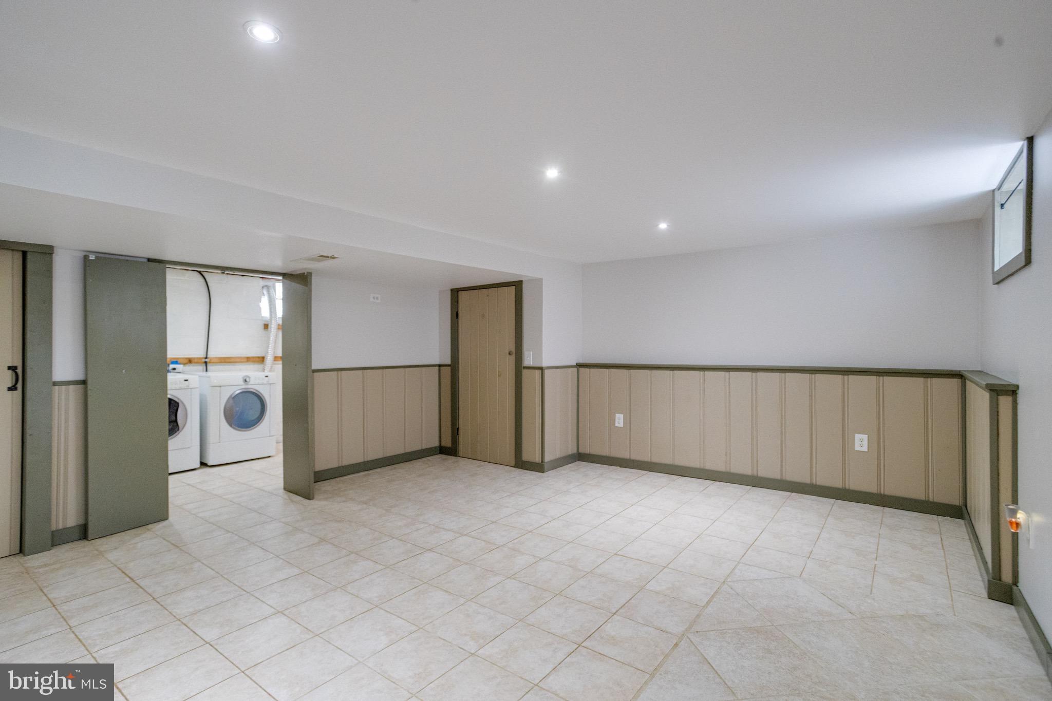 PARKVILLE - Residential