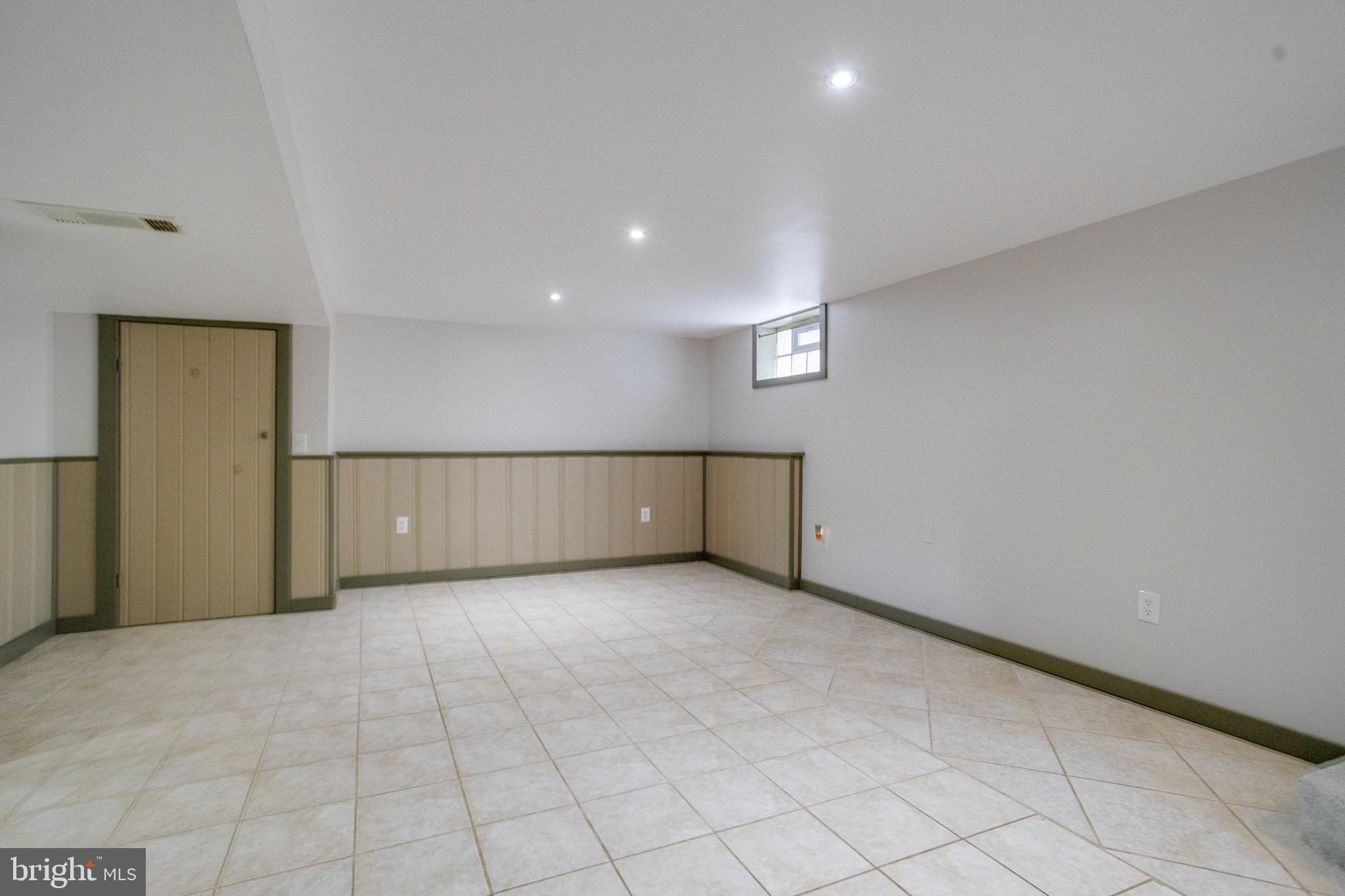 PARKVILLE - Residential