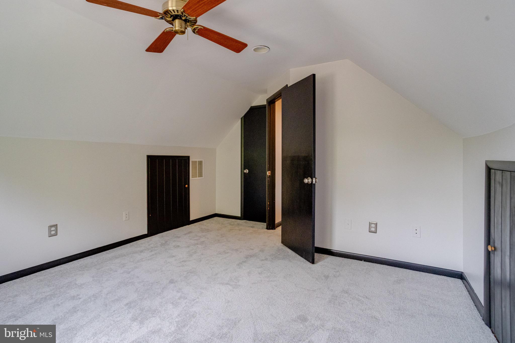 PARKVILLE - Residential