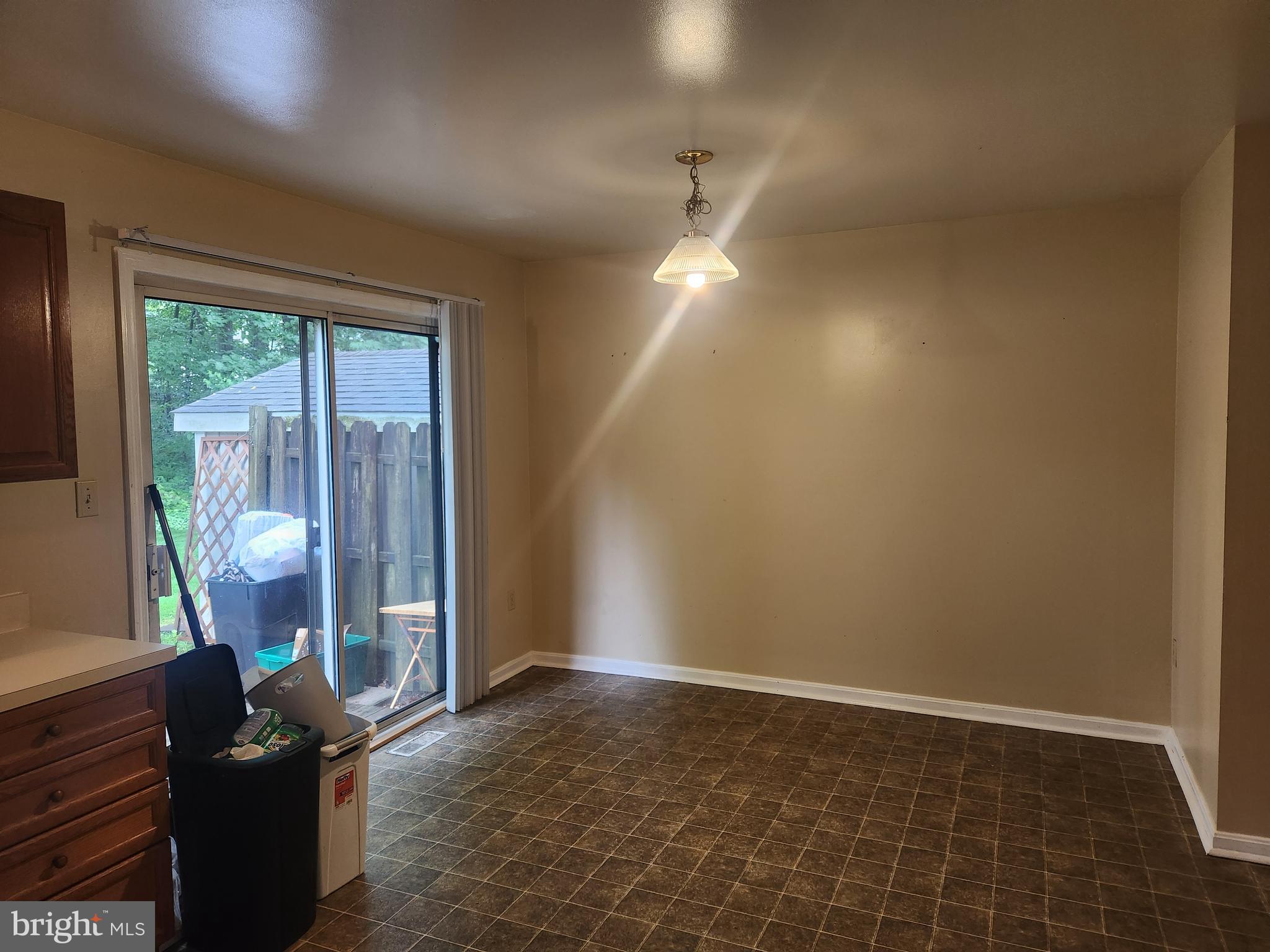 408 ROCKWOOD DRIVE