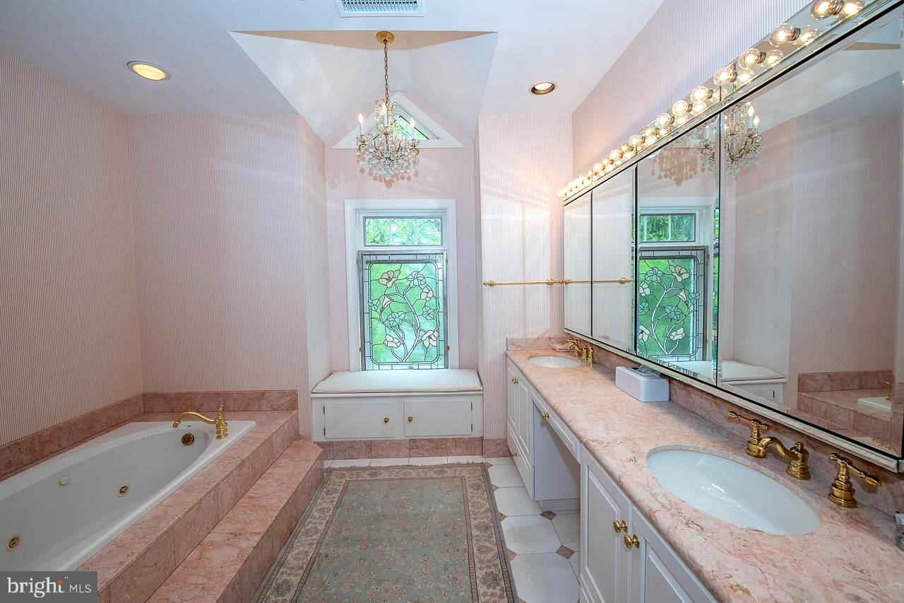 WRENFIELD - Residential