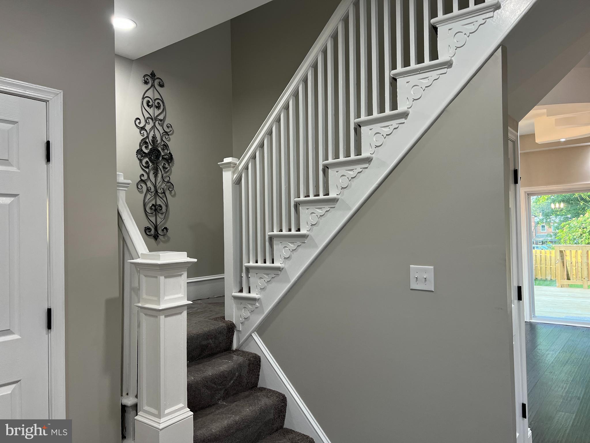 ROGNEL HEIGHTS - Residential