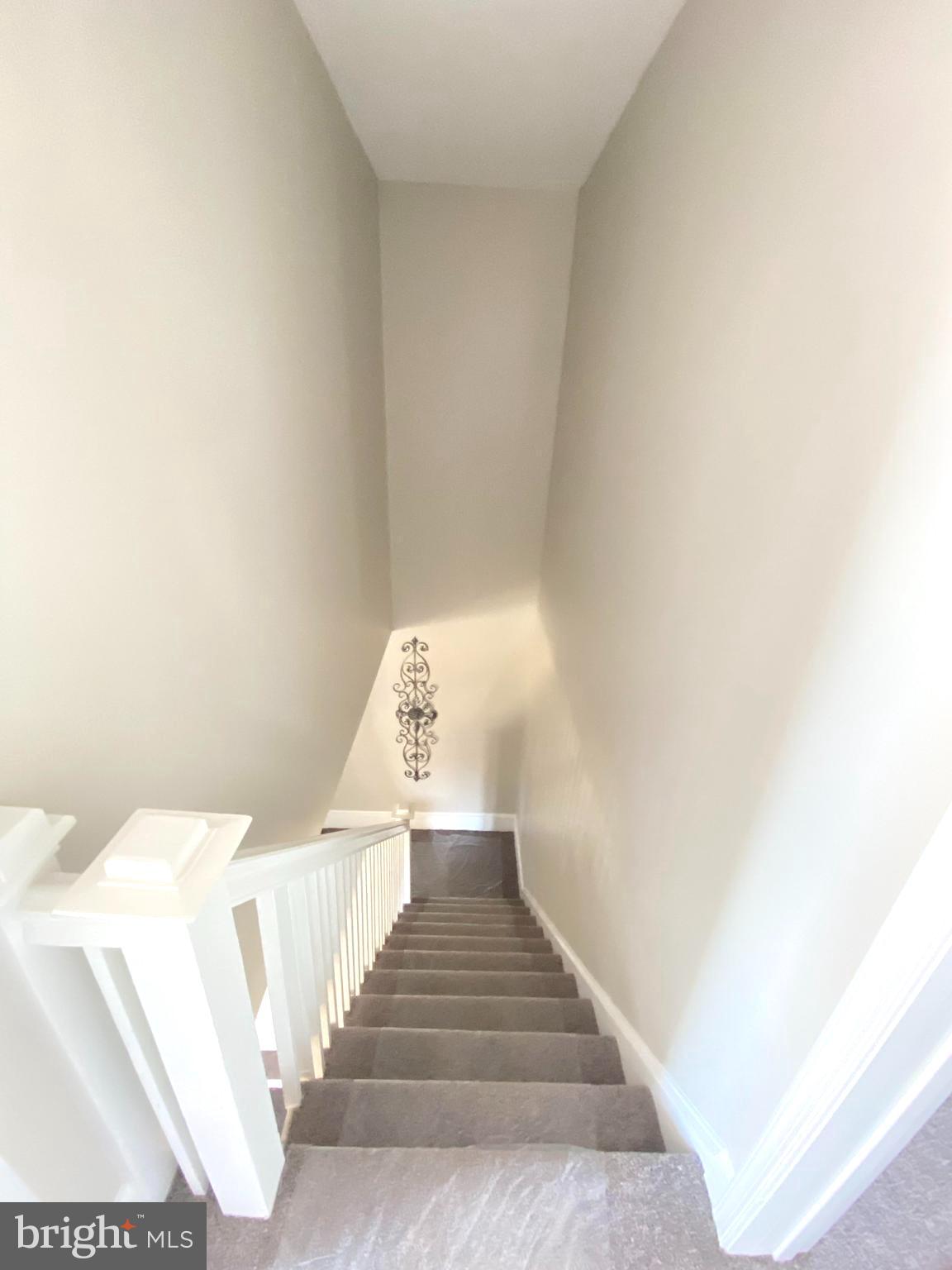 ROGNEL HEIGHTS - Residential