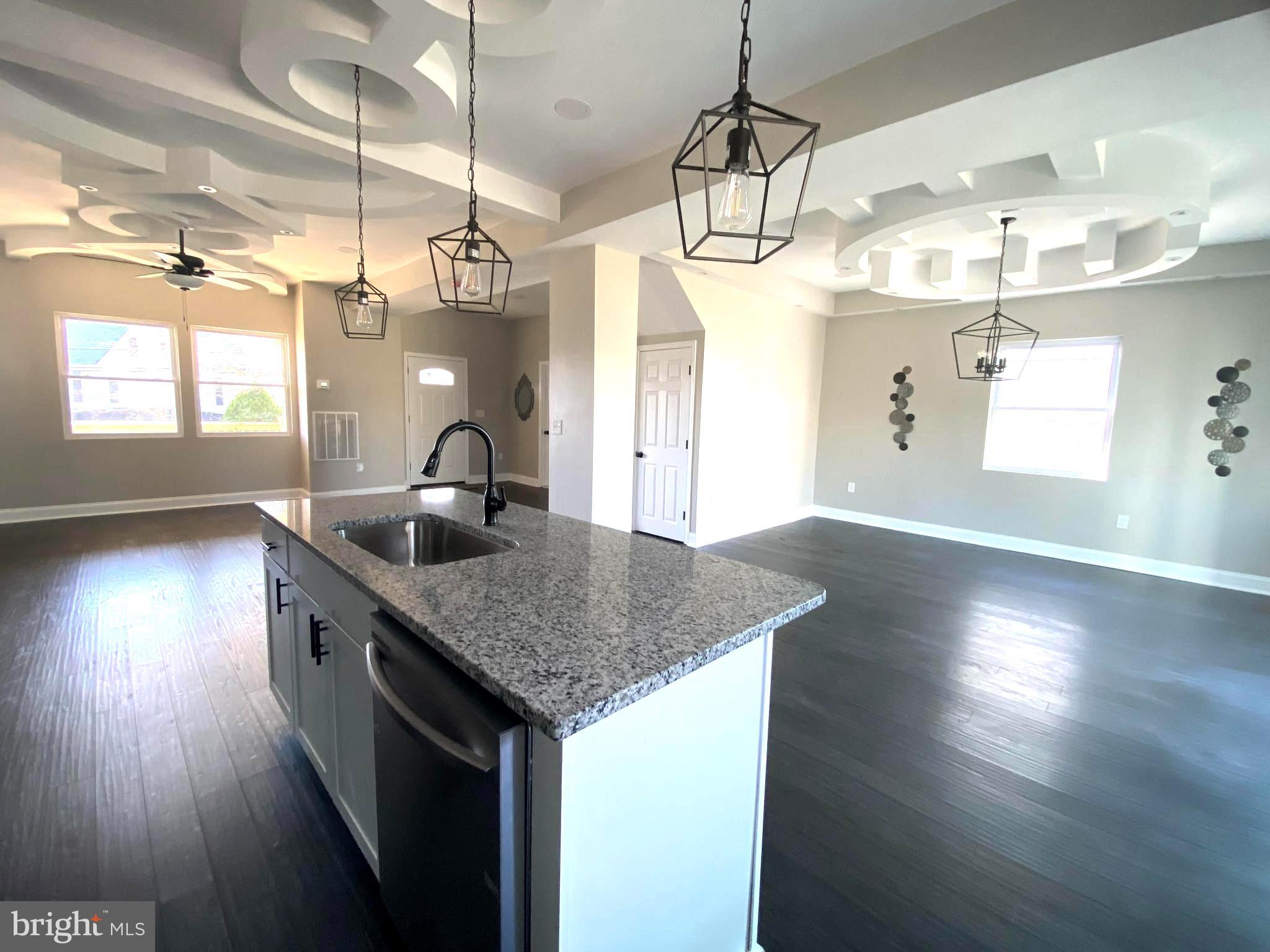 ROGNEL HEIGHTS - Residential