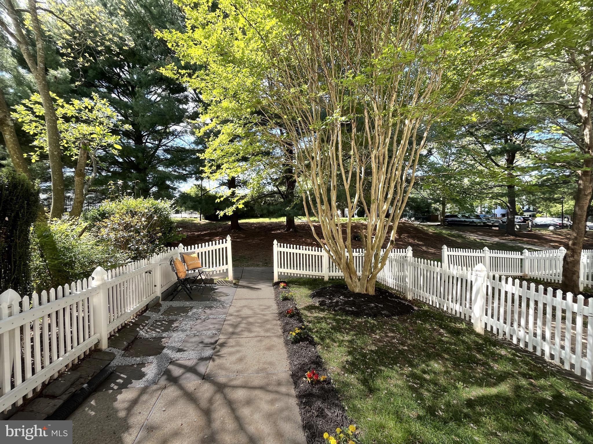 13840 CROSSTIE DRIVE