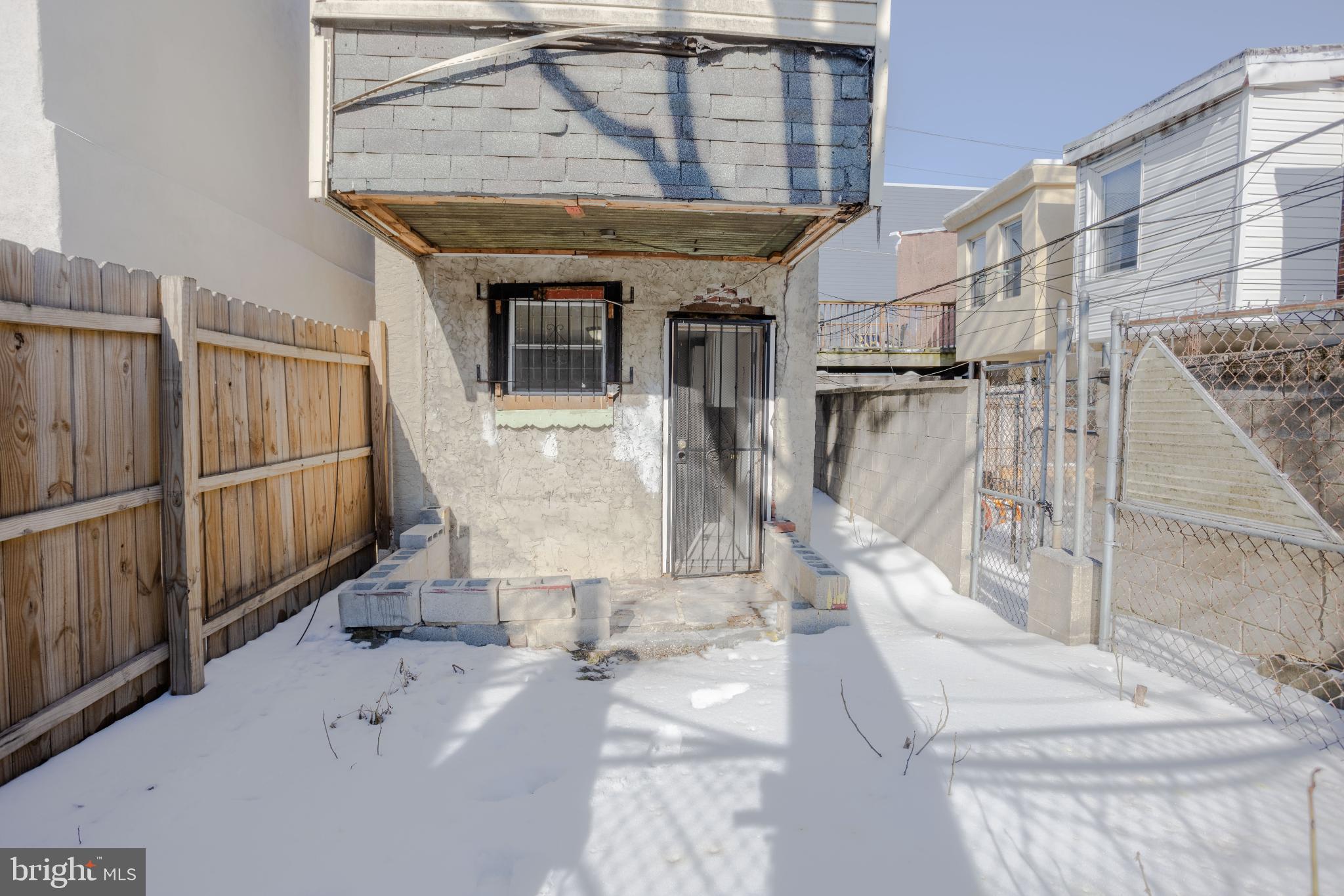 POINT BREEZE - Residential