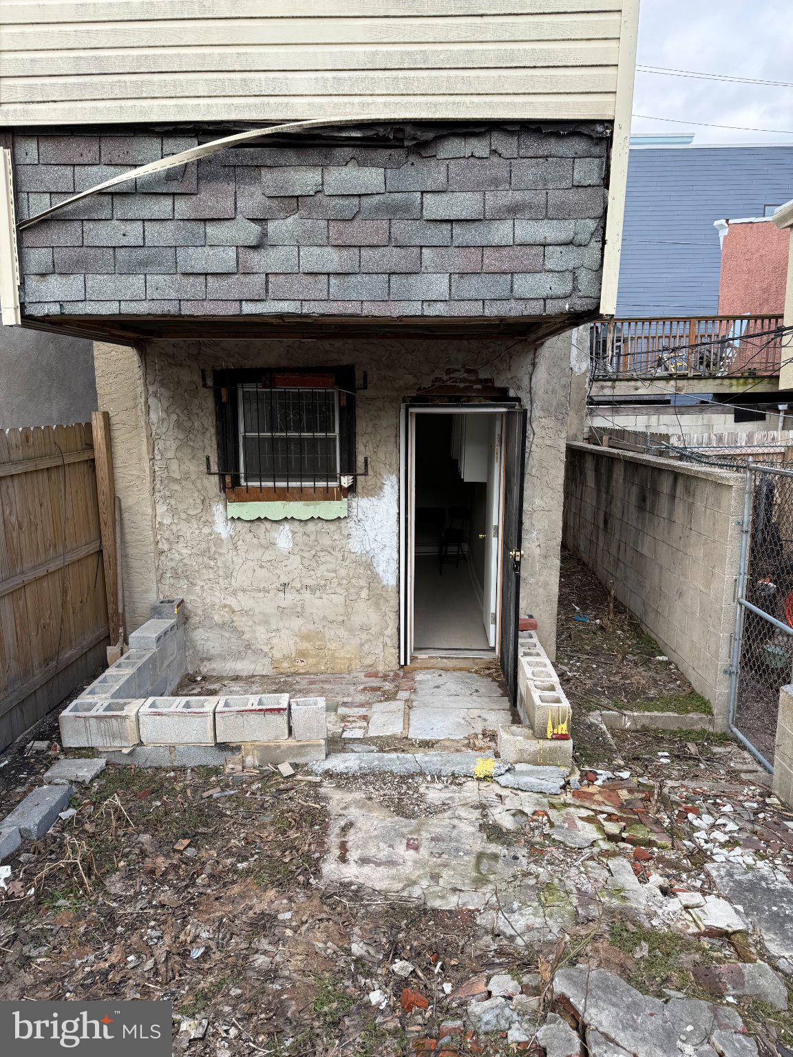 POINT BREEZE - Residential