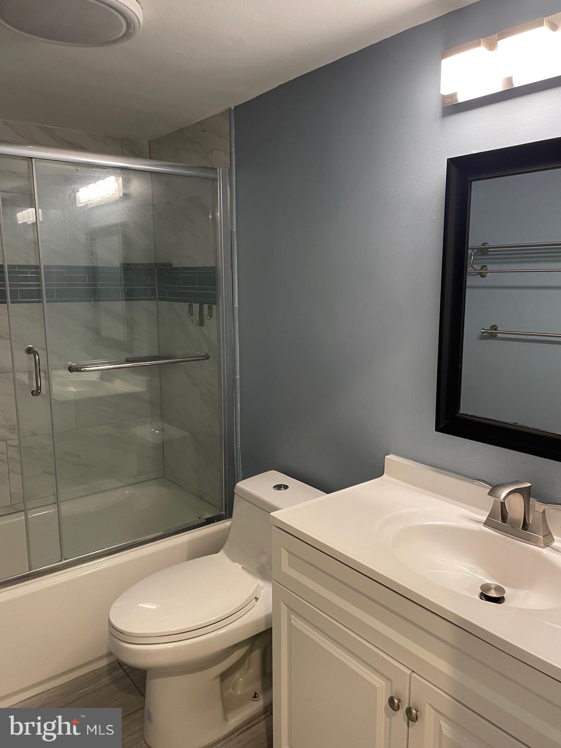 VILLA RIDGE CONDOMINIUM - Residential