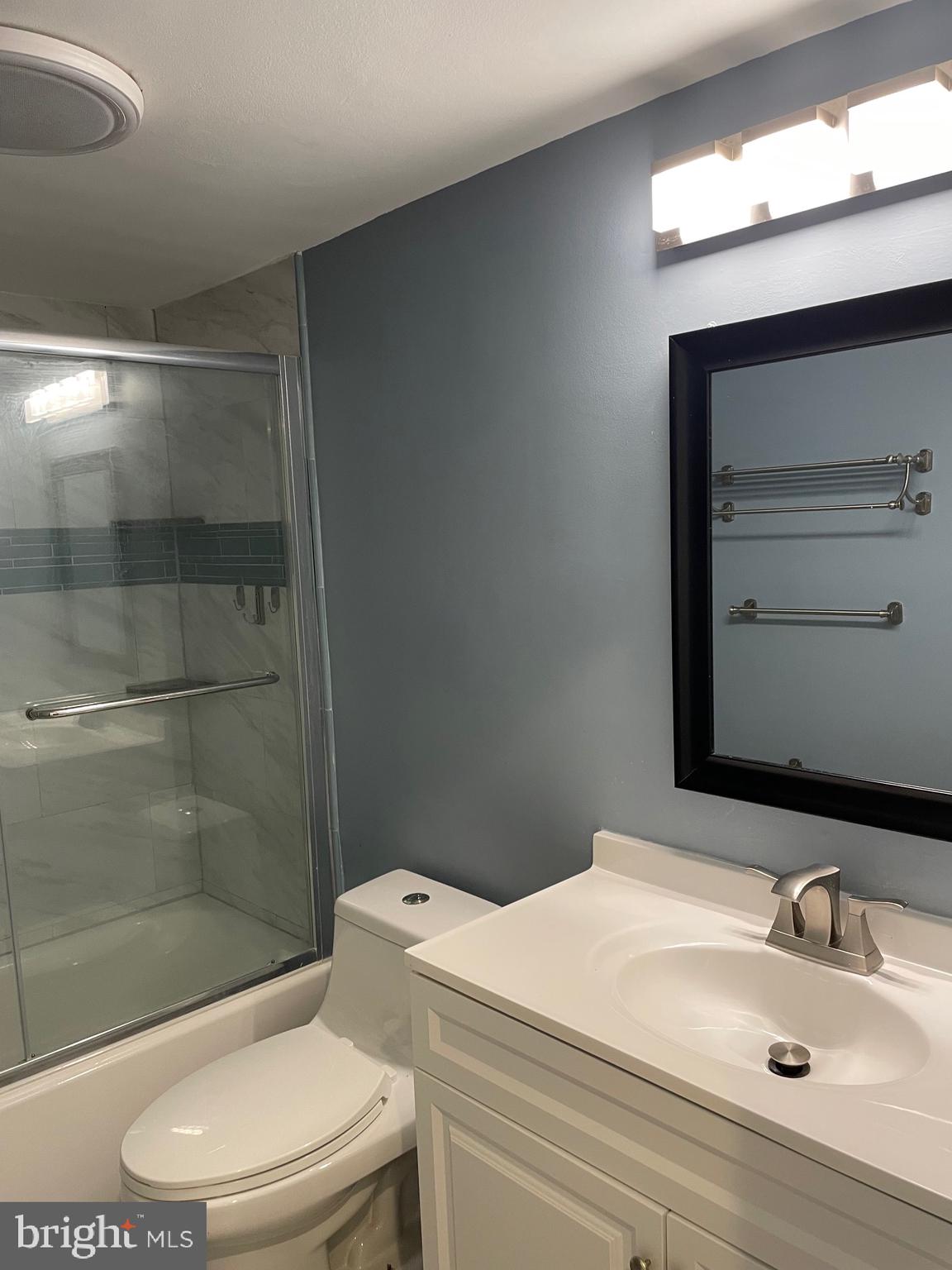 VILLA RIDGE CONDOMINIUM - Residential