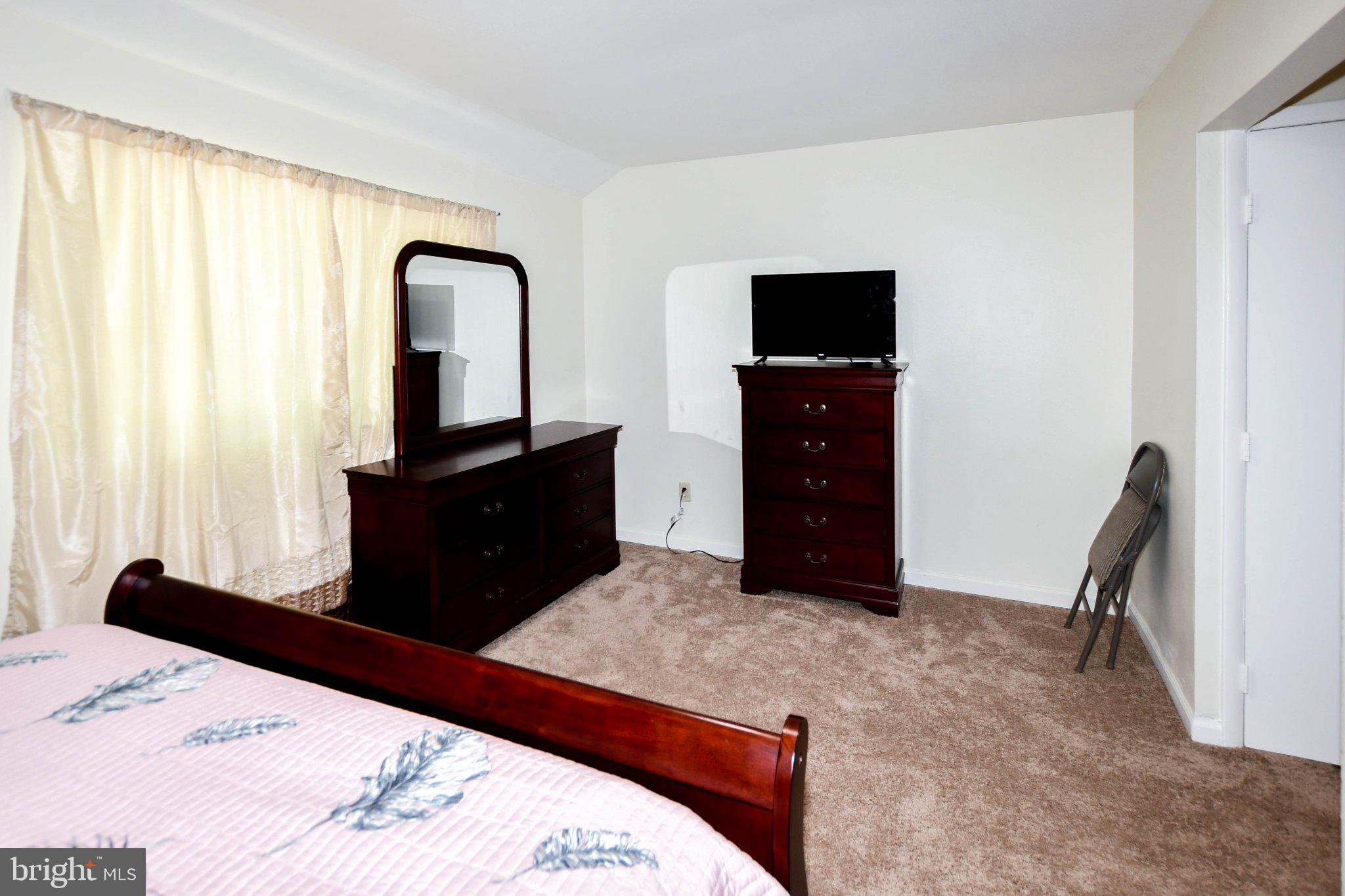 TEMPLETON KNOLLS - Residential