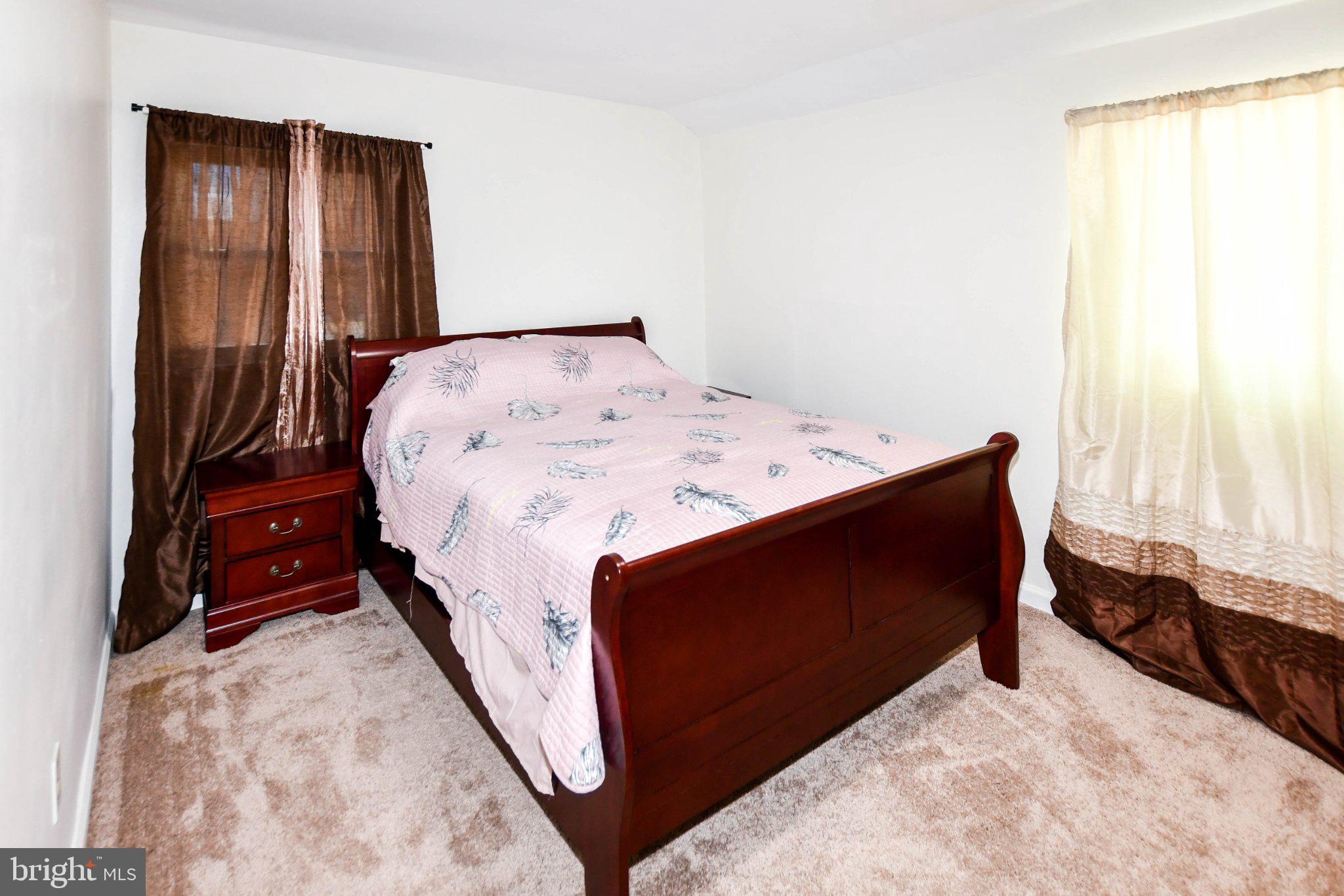 TEMPLETON KNOLLS - Residential