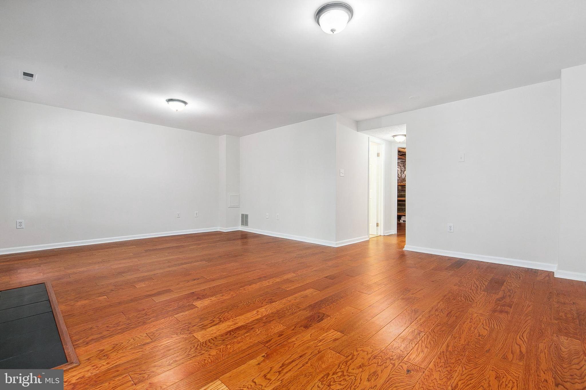 EMORY GROVE PARK - Residential