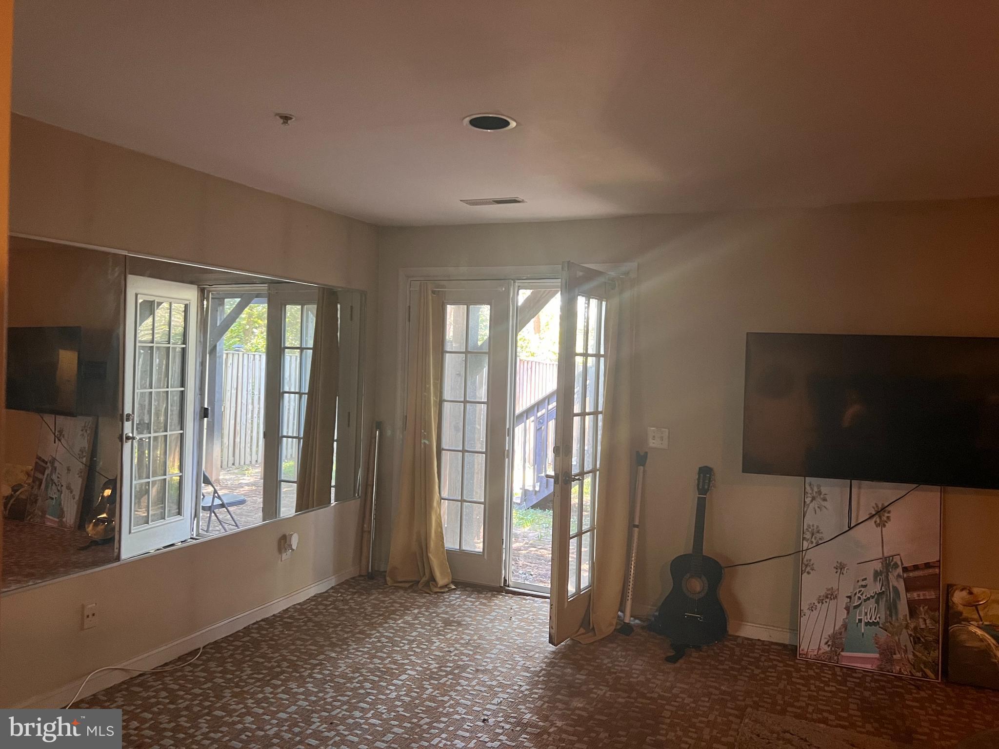 VICTORIA PARK - Residential