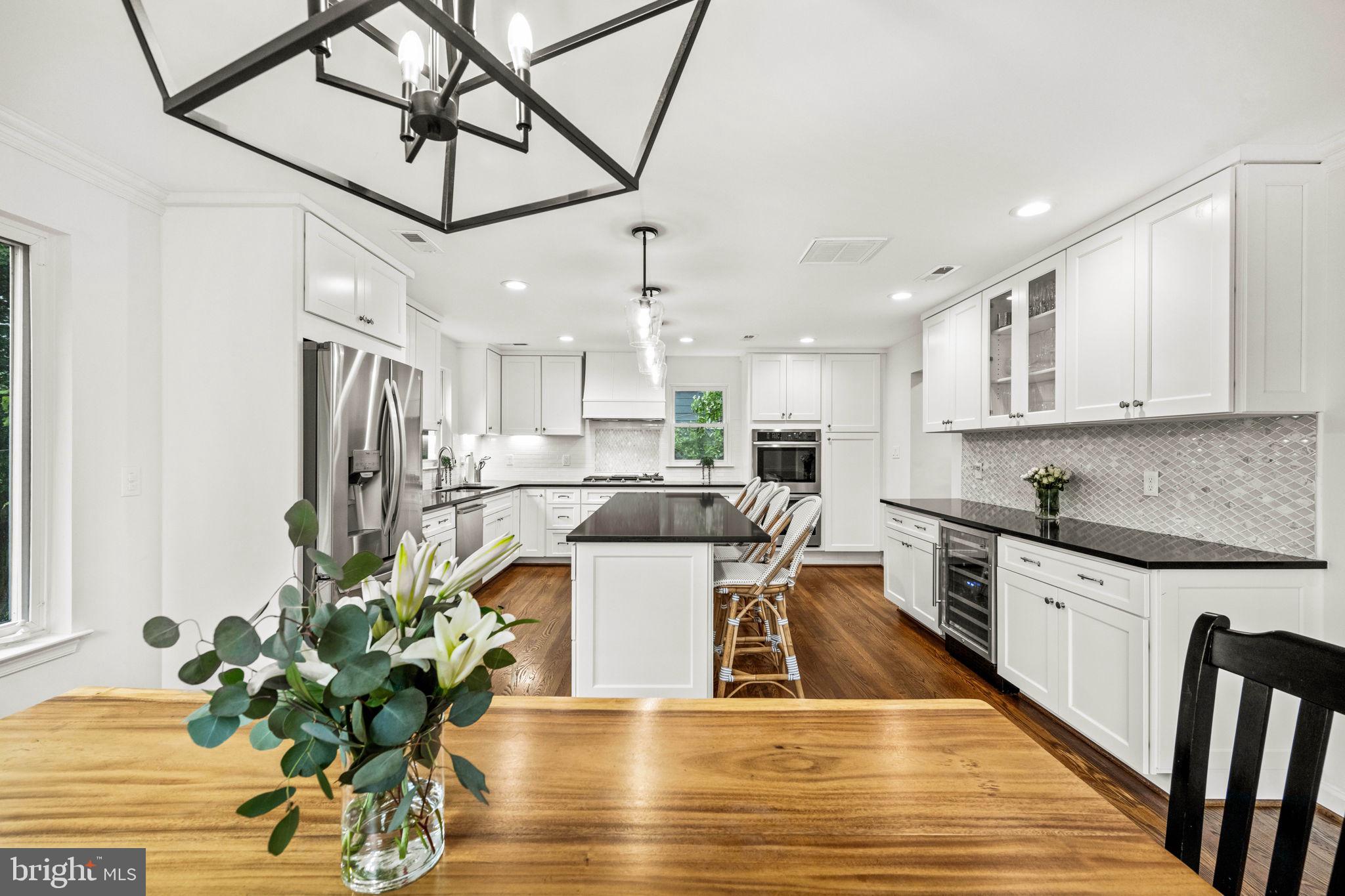 BEVERLEY HILLS - Residential