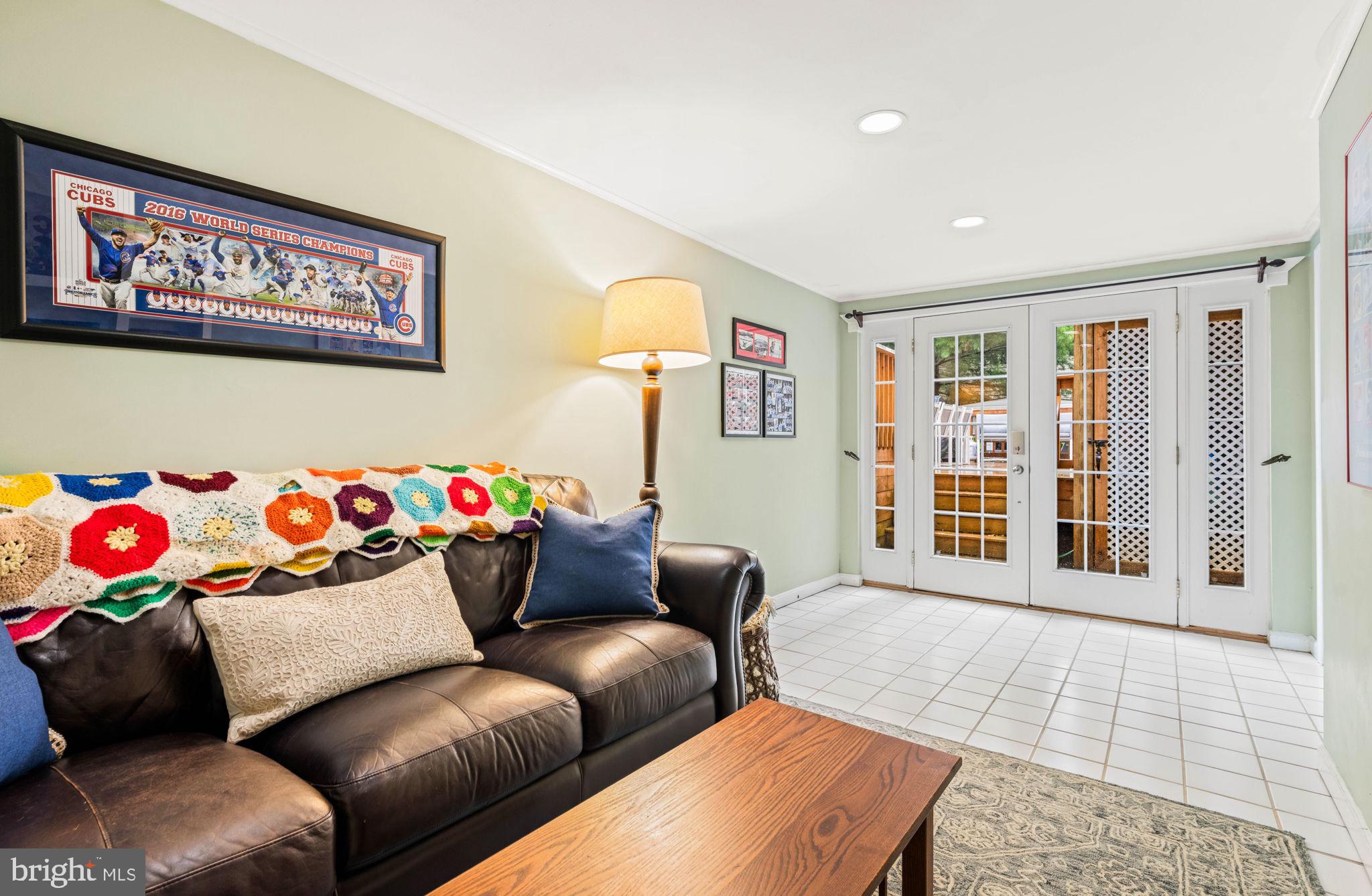 BEVERLEY HILLS - Residential