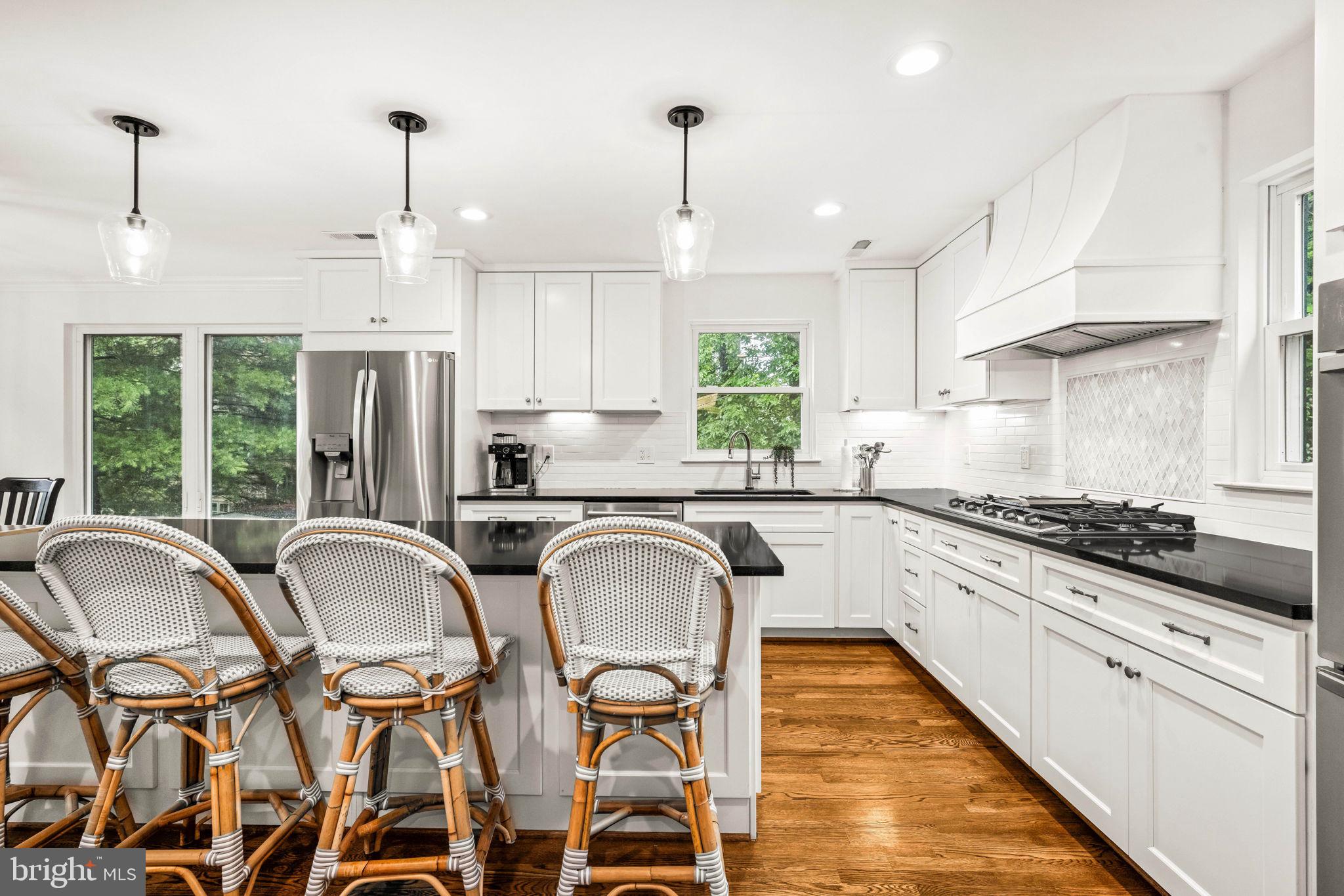 BEVERLEY HILLS - Residential