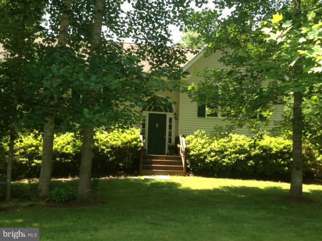 DUTCH HOLLOW - Residential Lease