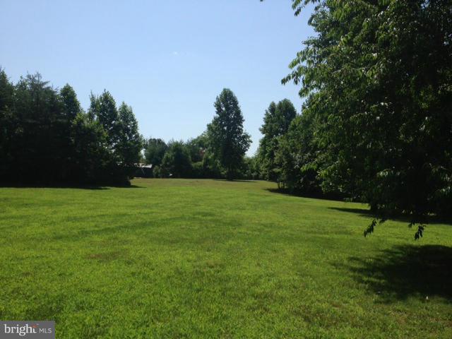 DUTCH HOLLOW - Residential Lease