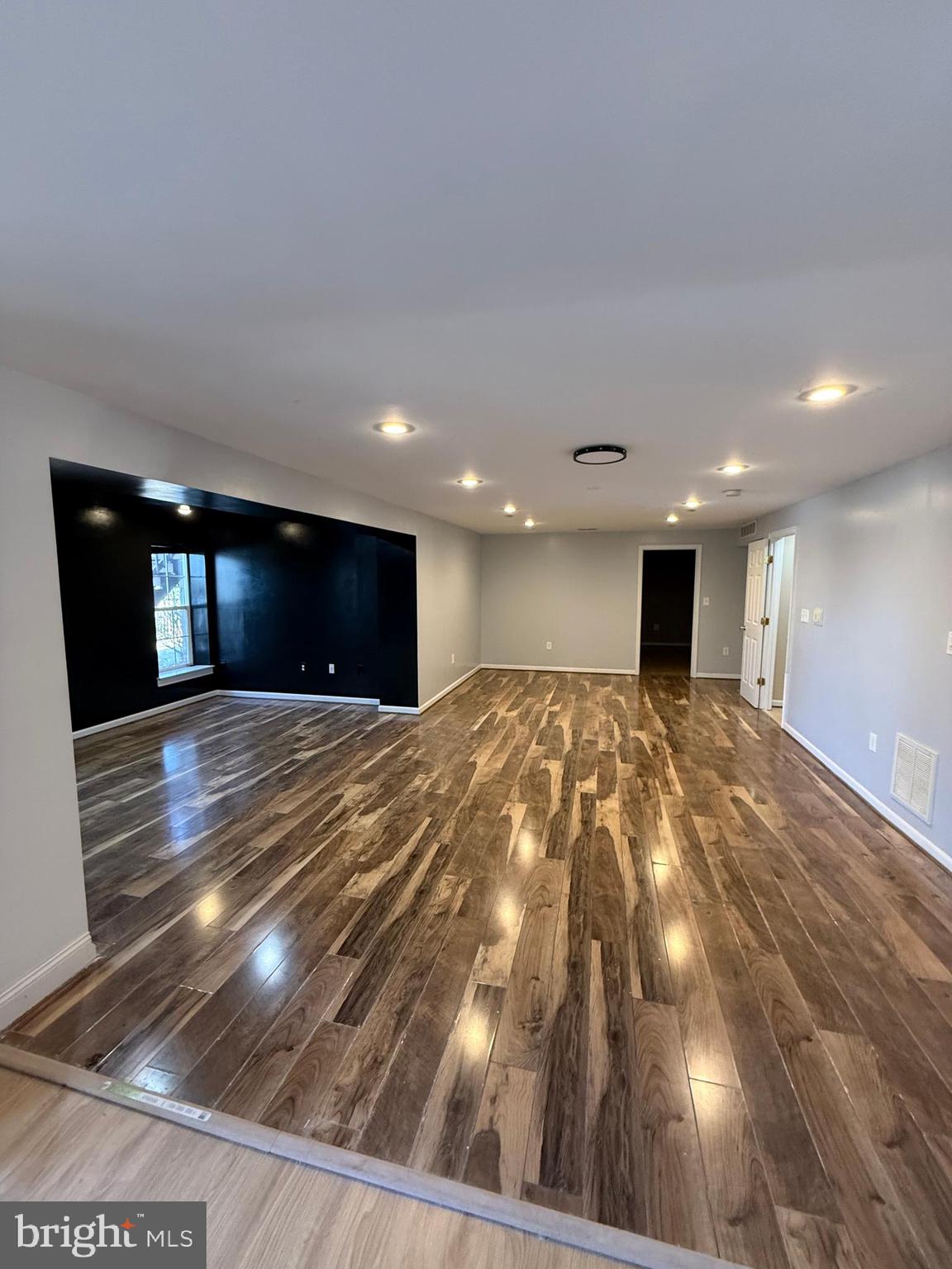 EDGEMONT - Residential