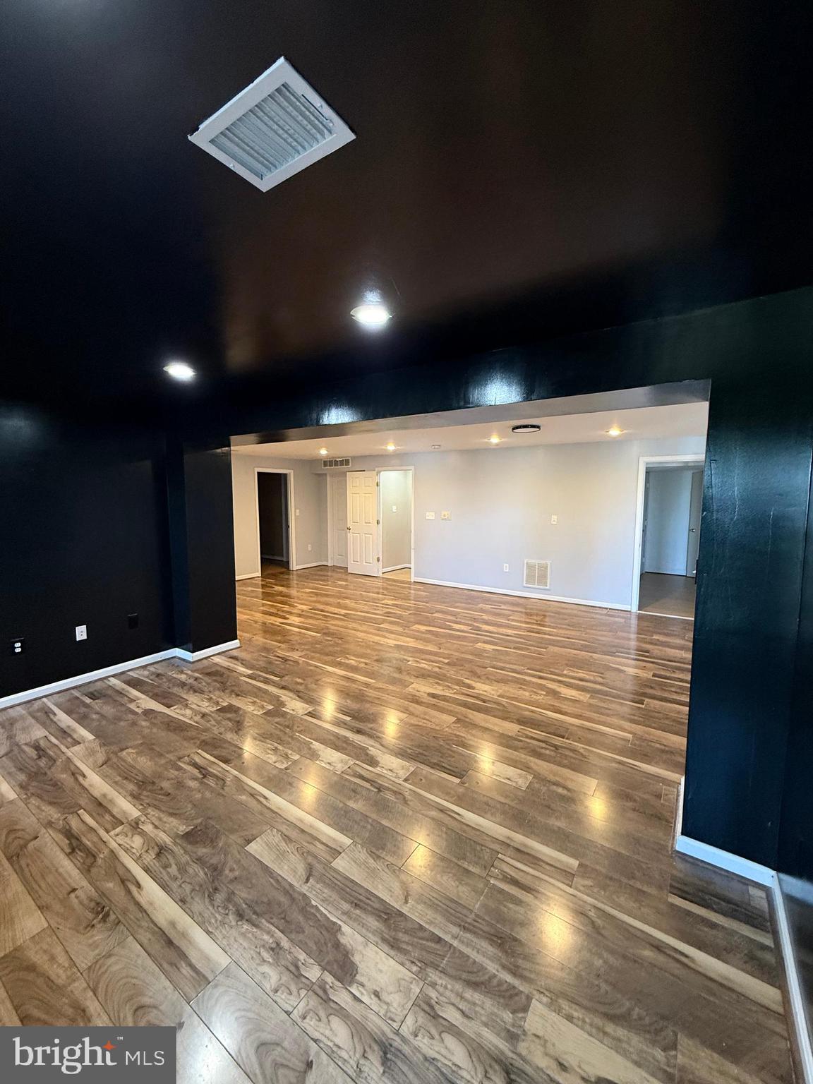 EDGEMONT - Residential