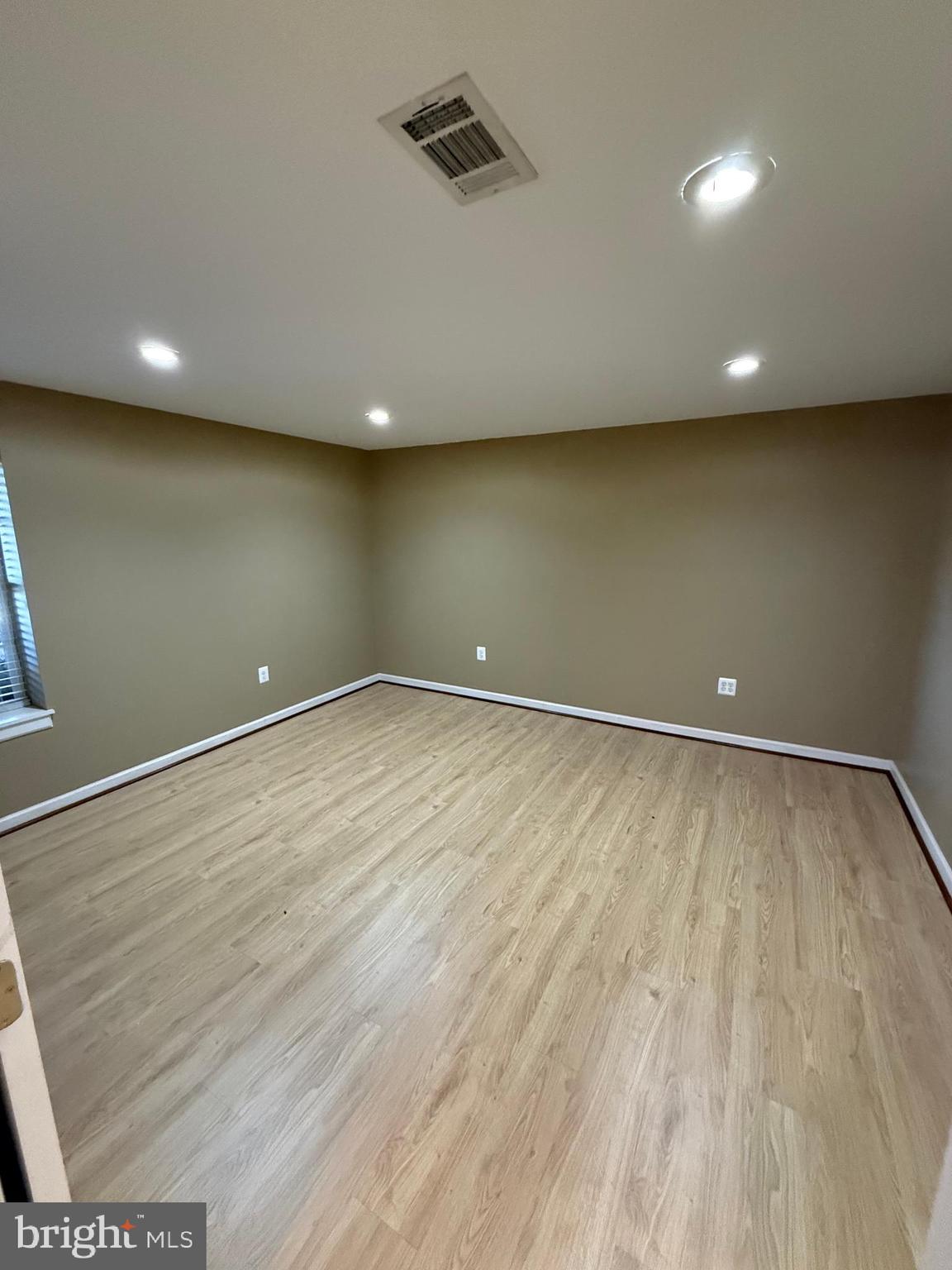 EDGEMONT - Residential