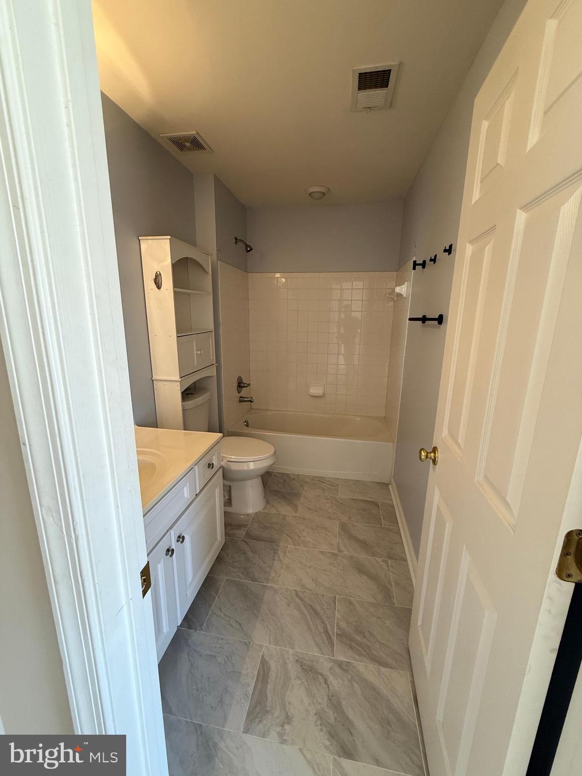 EDGEMONT - Residential