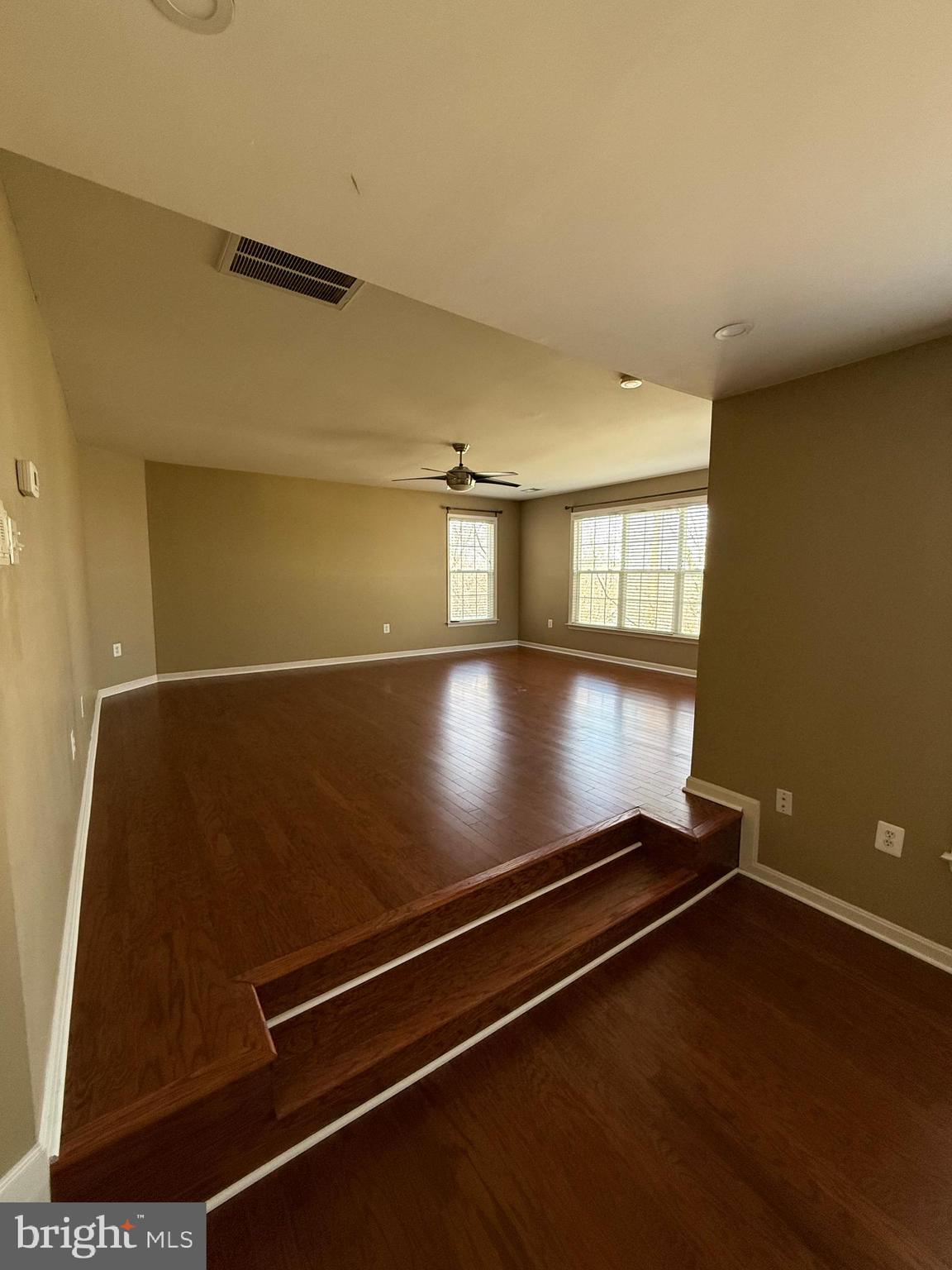 EDGEMONT - Residential