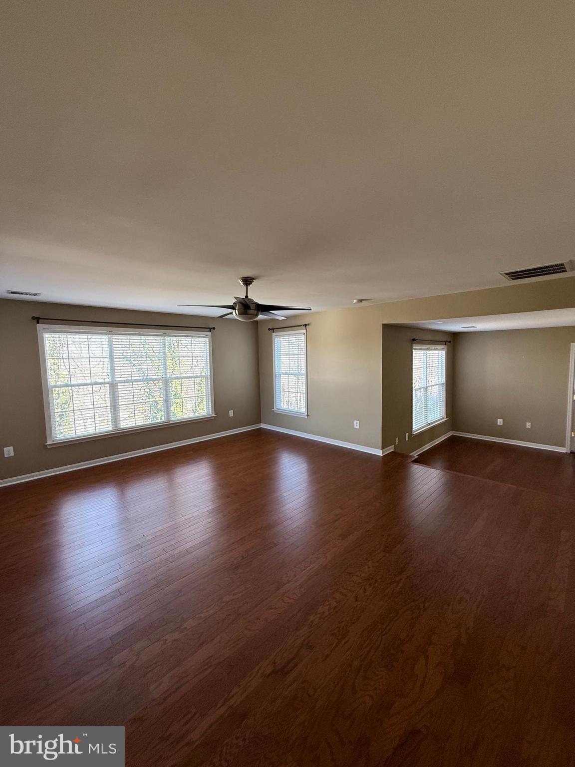 EDGEMONT - Residential