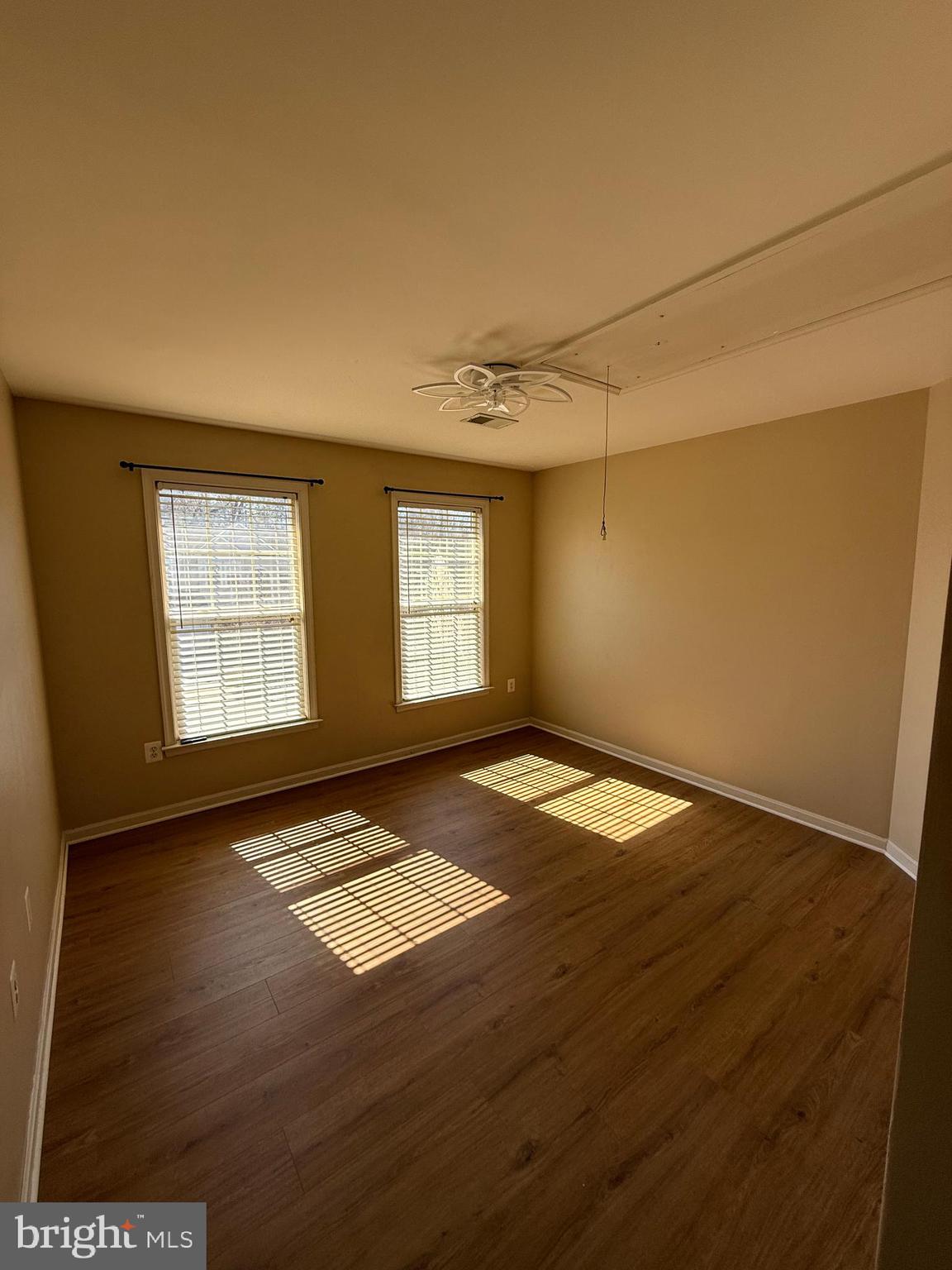 EDGEMONT - Residential