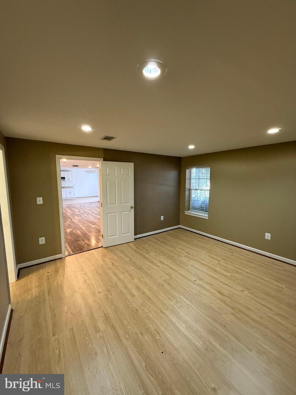 EDGEMONT - Residential