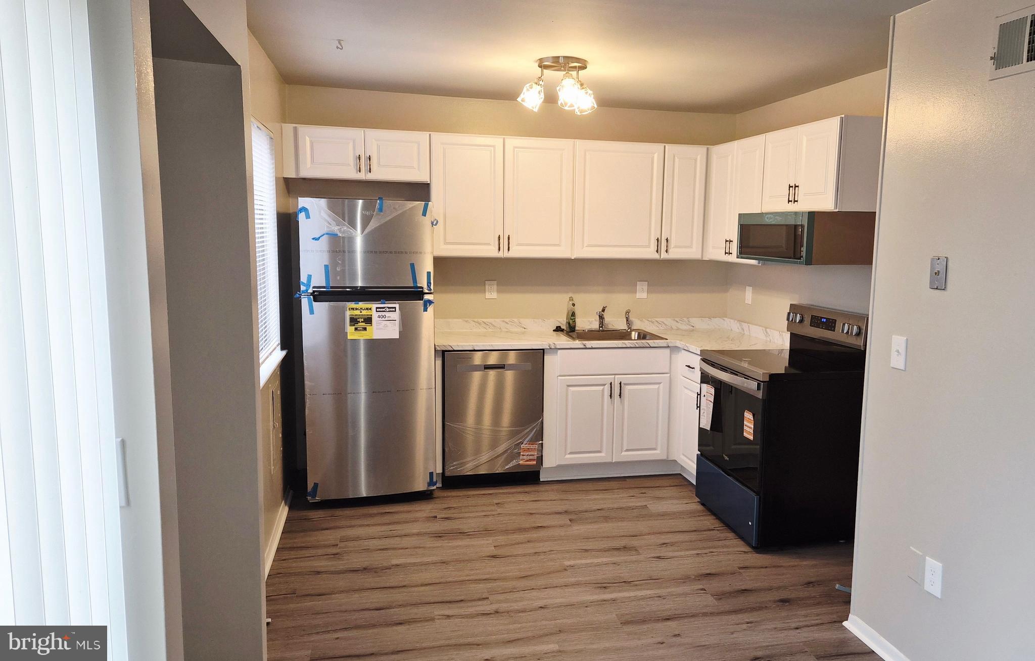 CEDAR RIDGE - Residential