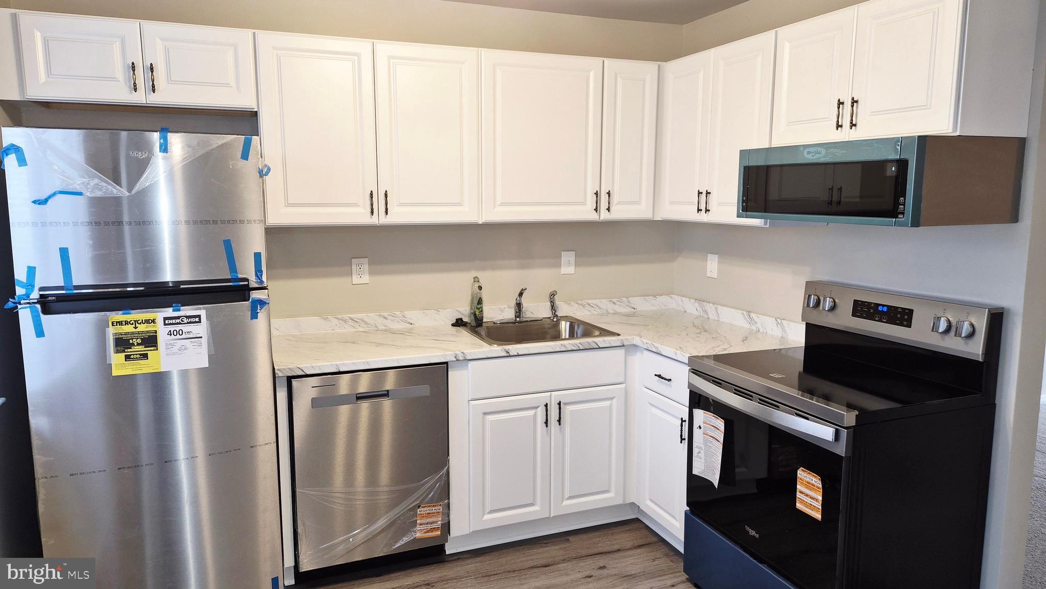 CEDAR RIDGE - Residential