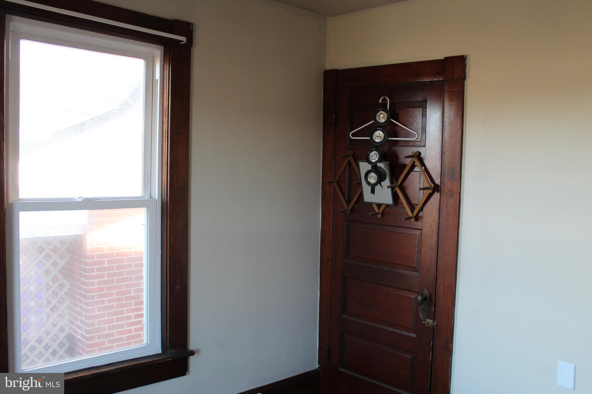 BLACK ADDITION - Residential