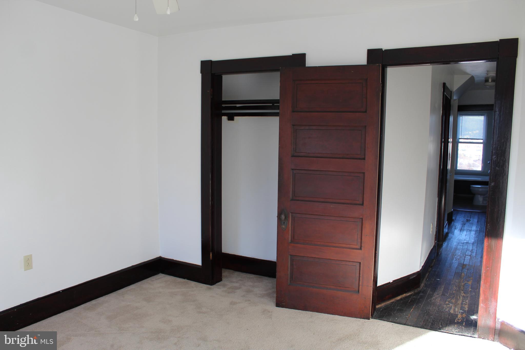 BLACK ADDITION - Residential