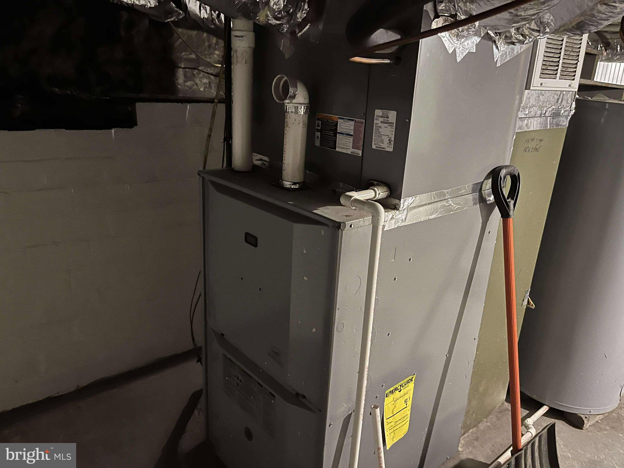 BLACK ADDITION - Residential