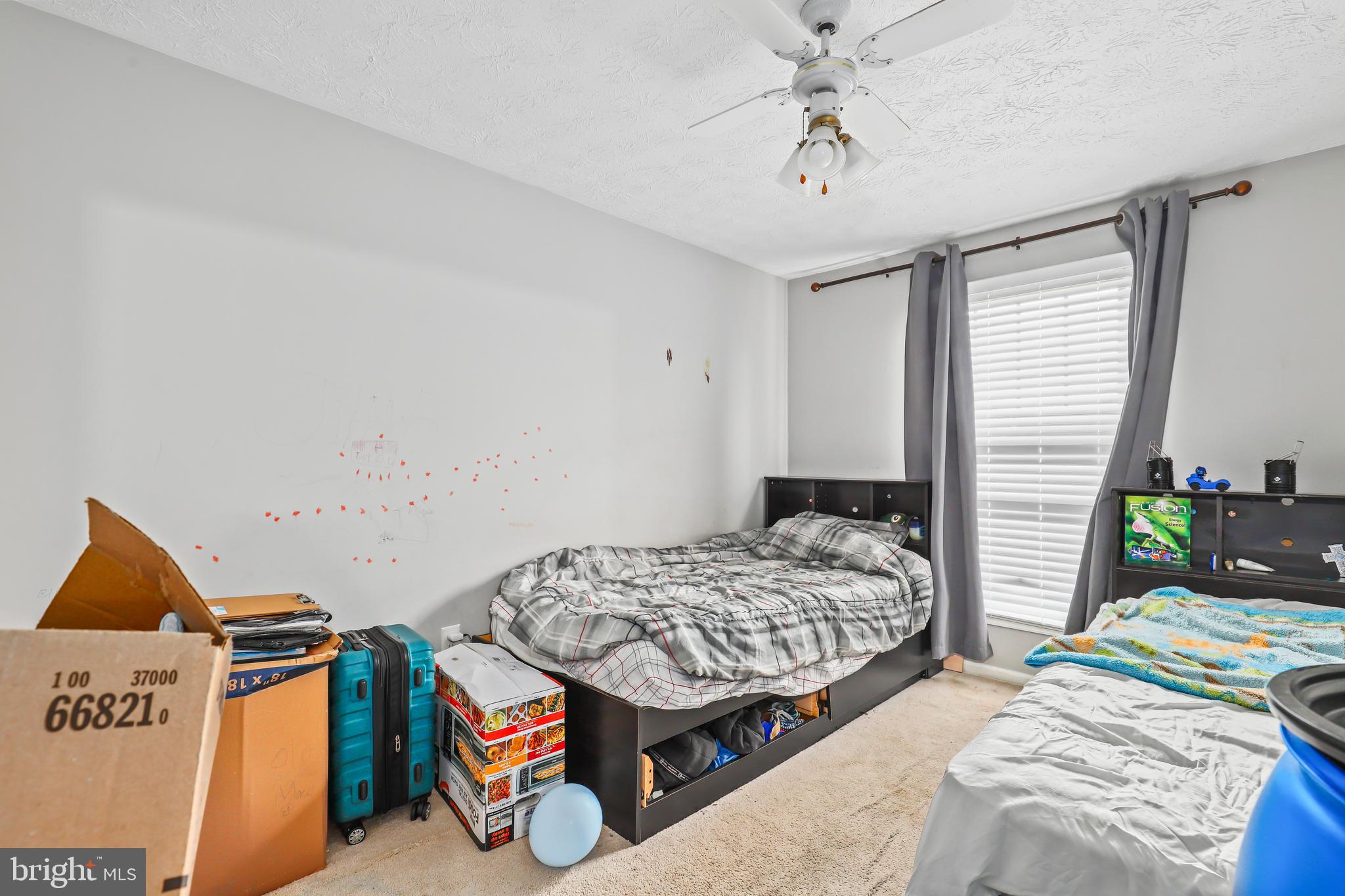 FAIRMONT - Residential