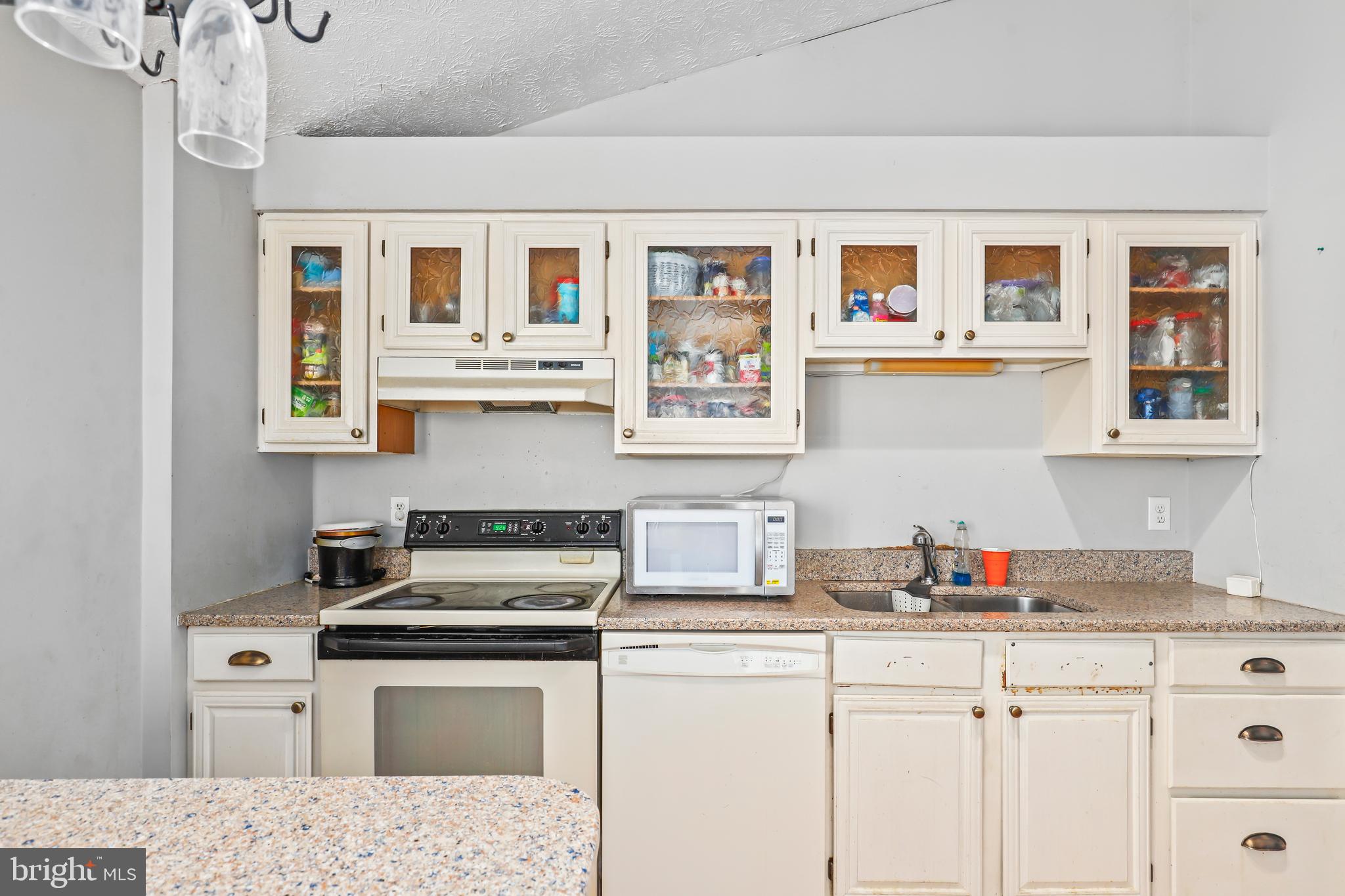 FAIRMONT - Residential