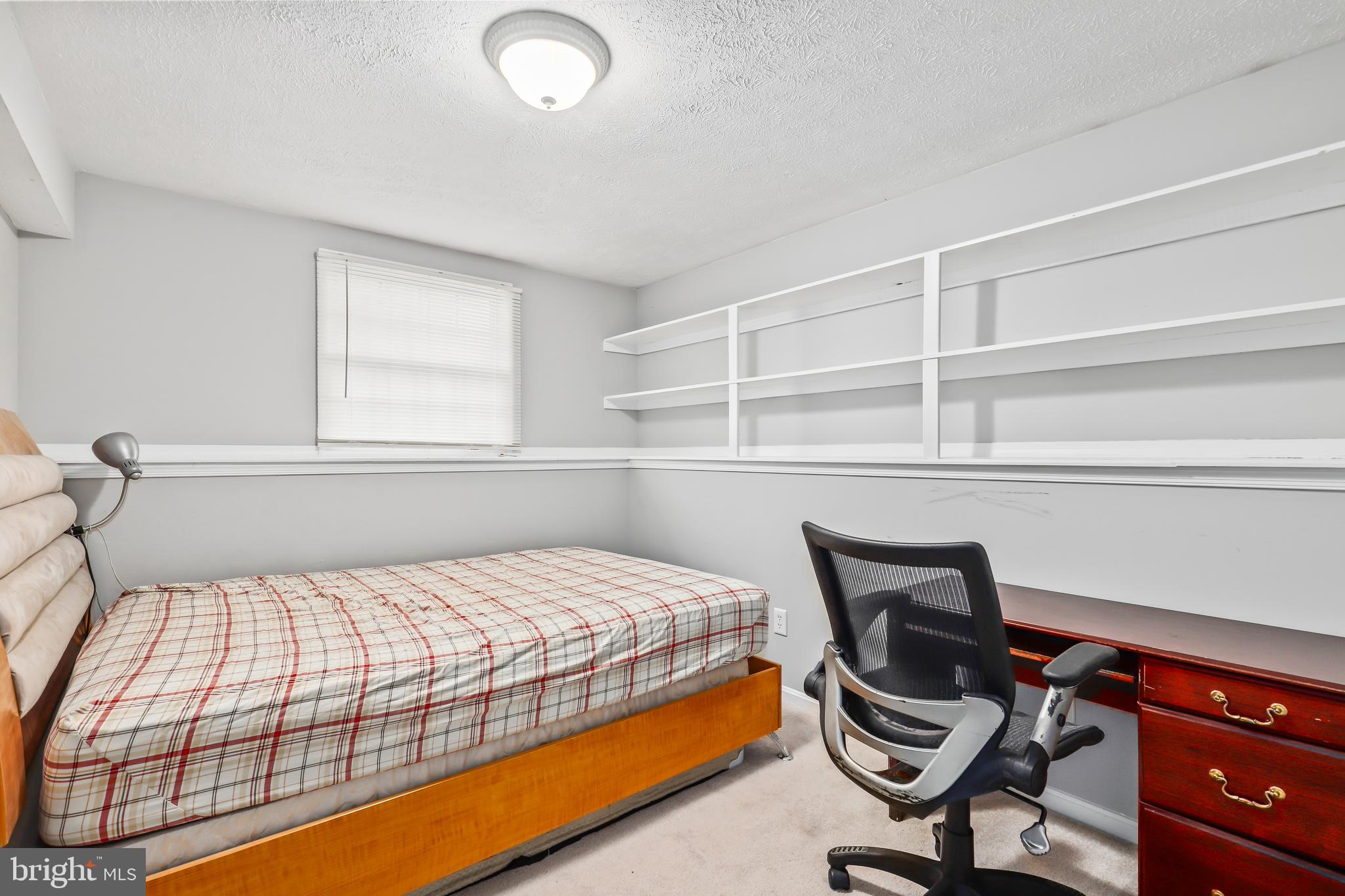 FAIRMONT - Residential