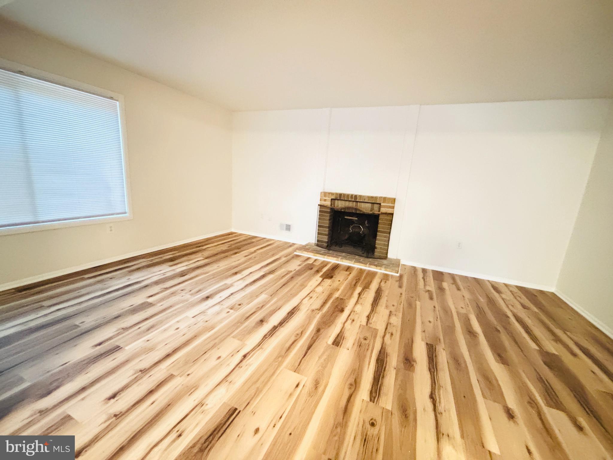 MARLTON - Residential