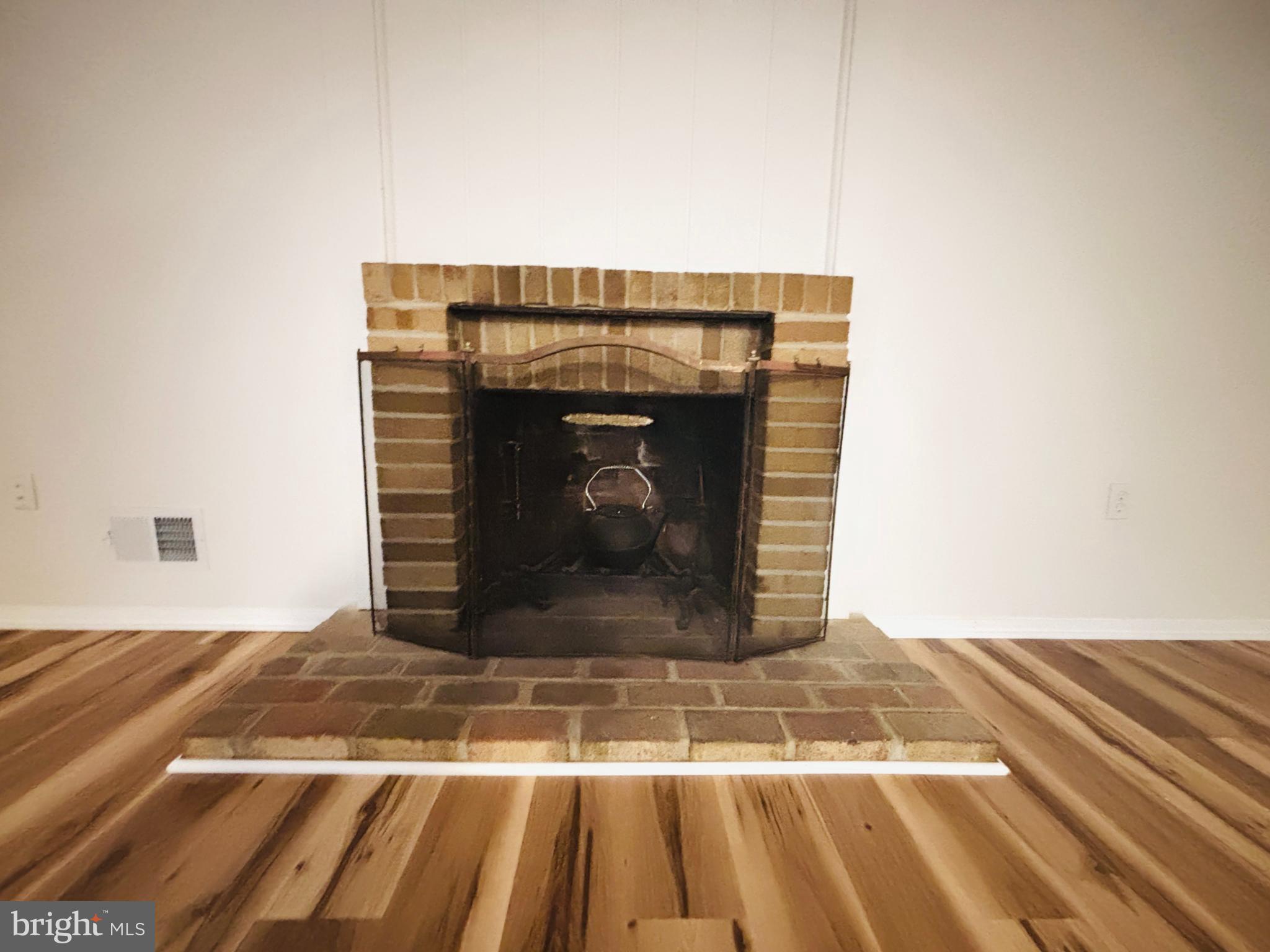 MARLTON - Residential