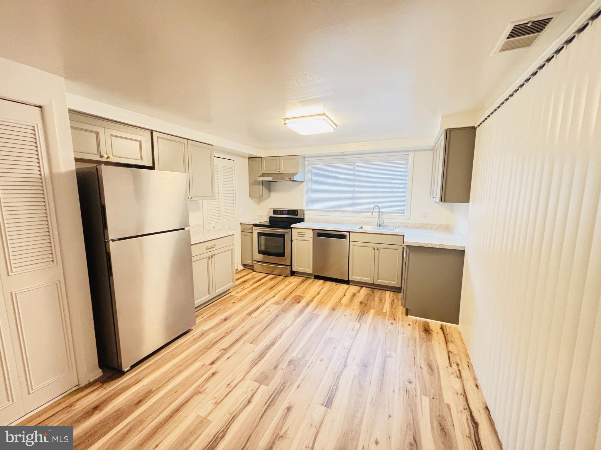 MARLTON - Residential