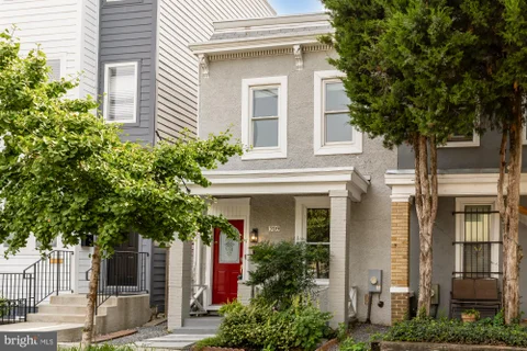 MLS: DCDC2278370