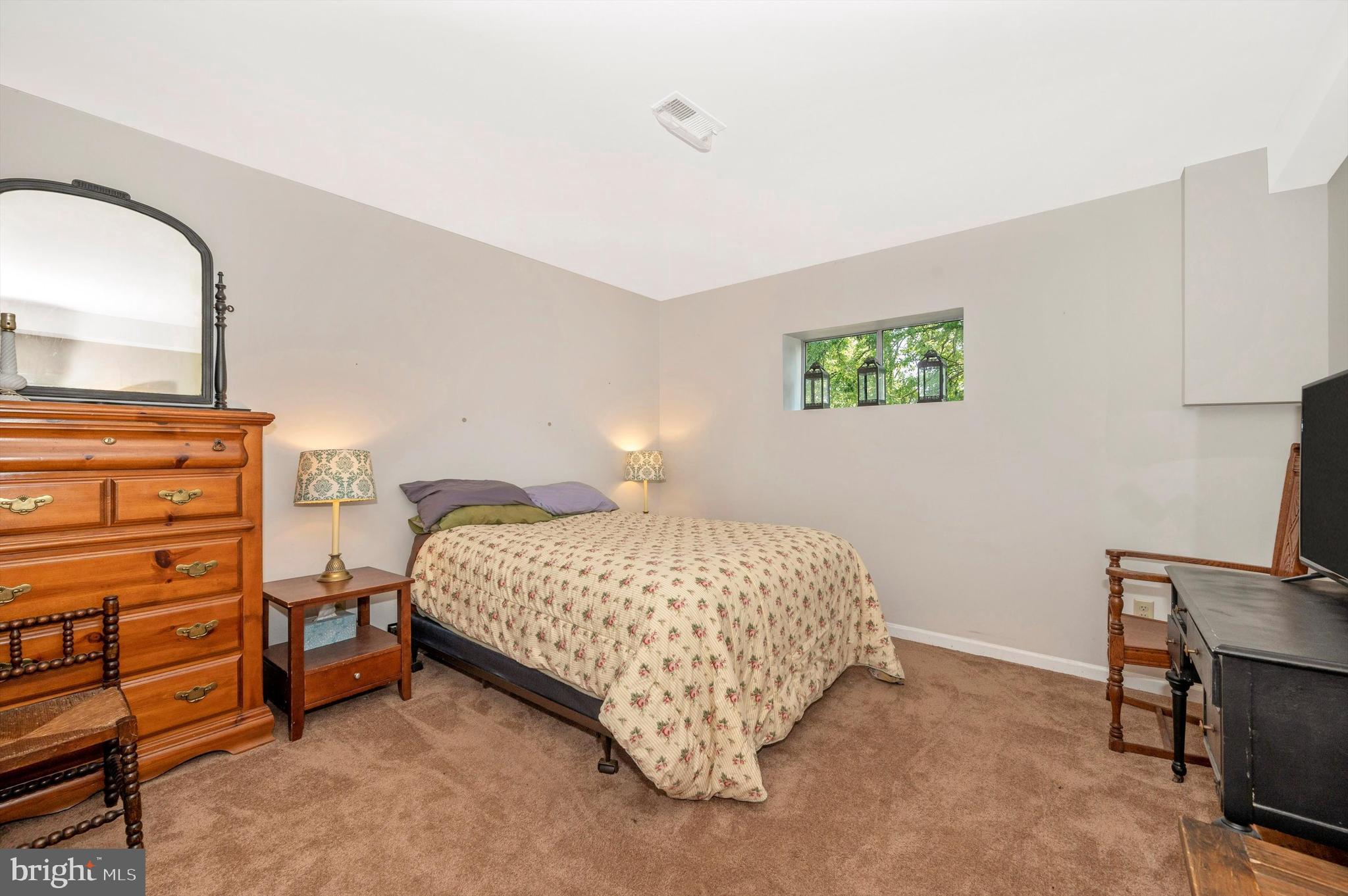 CAMBRIDGE ESTATES - Residential