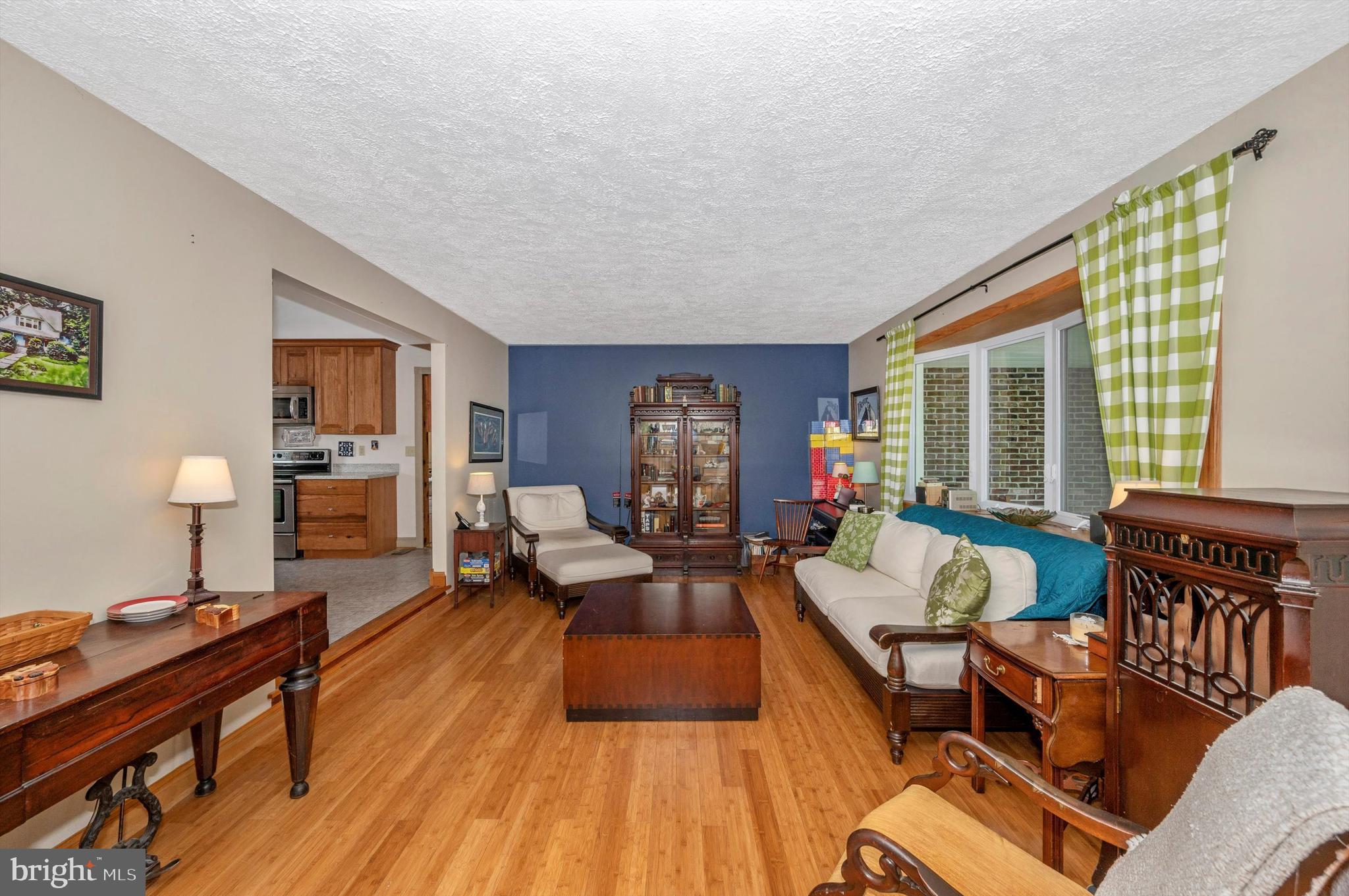 CAMBRIDGE ESTATES - Residential