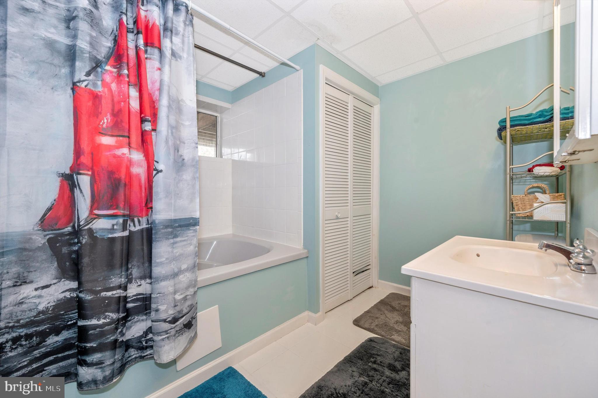 CAMBRIDGE ESTATES - Residential