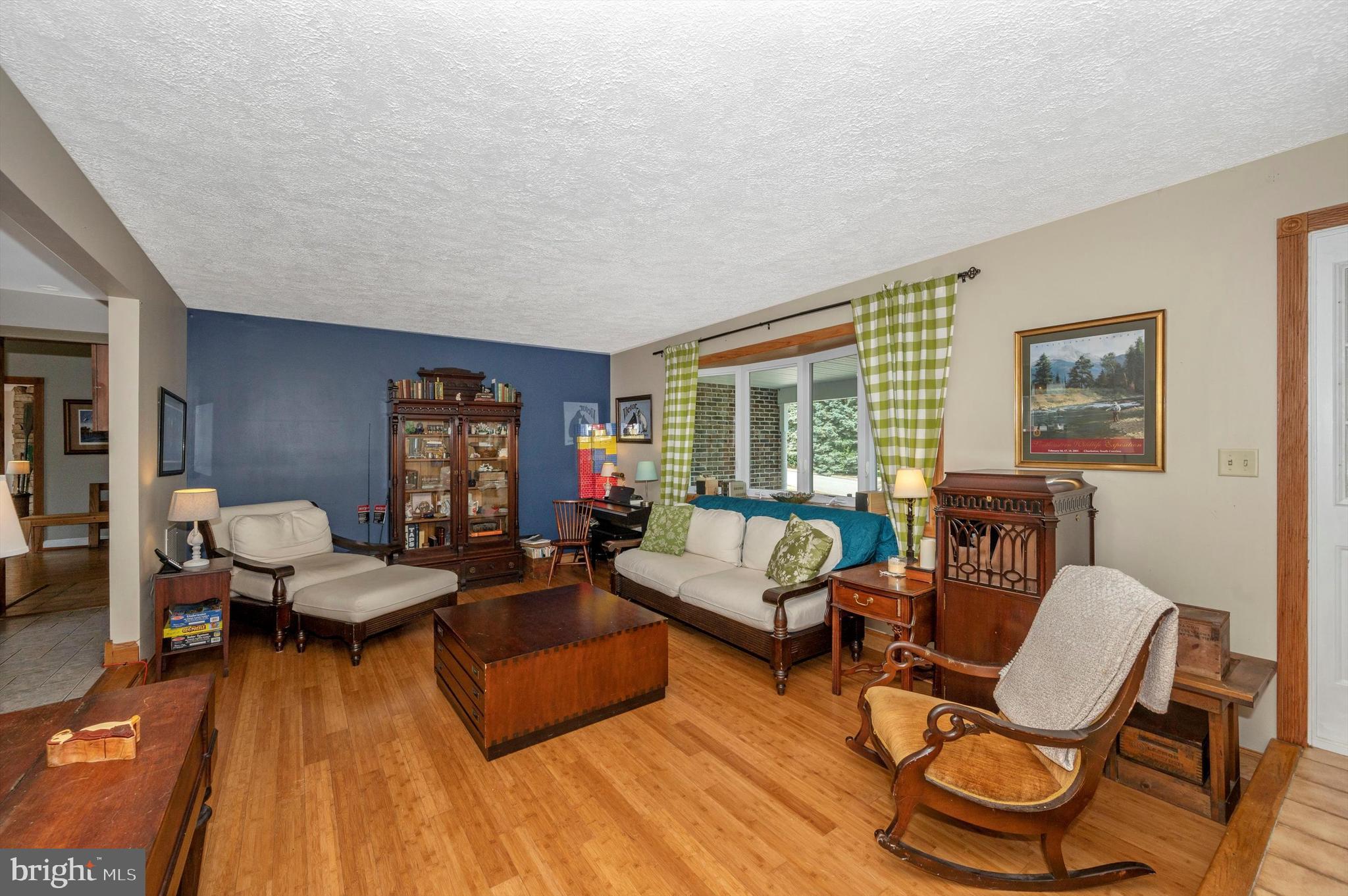 CAMBRIDGE ESTATES - Residential