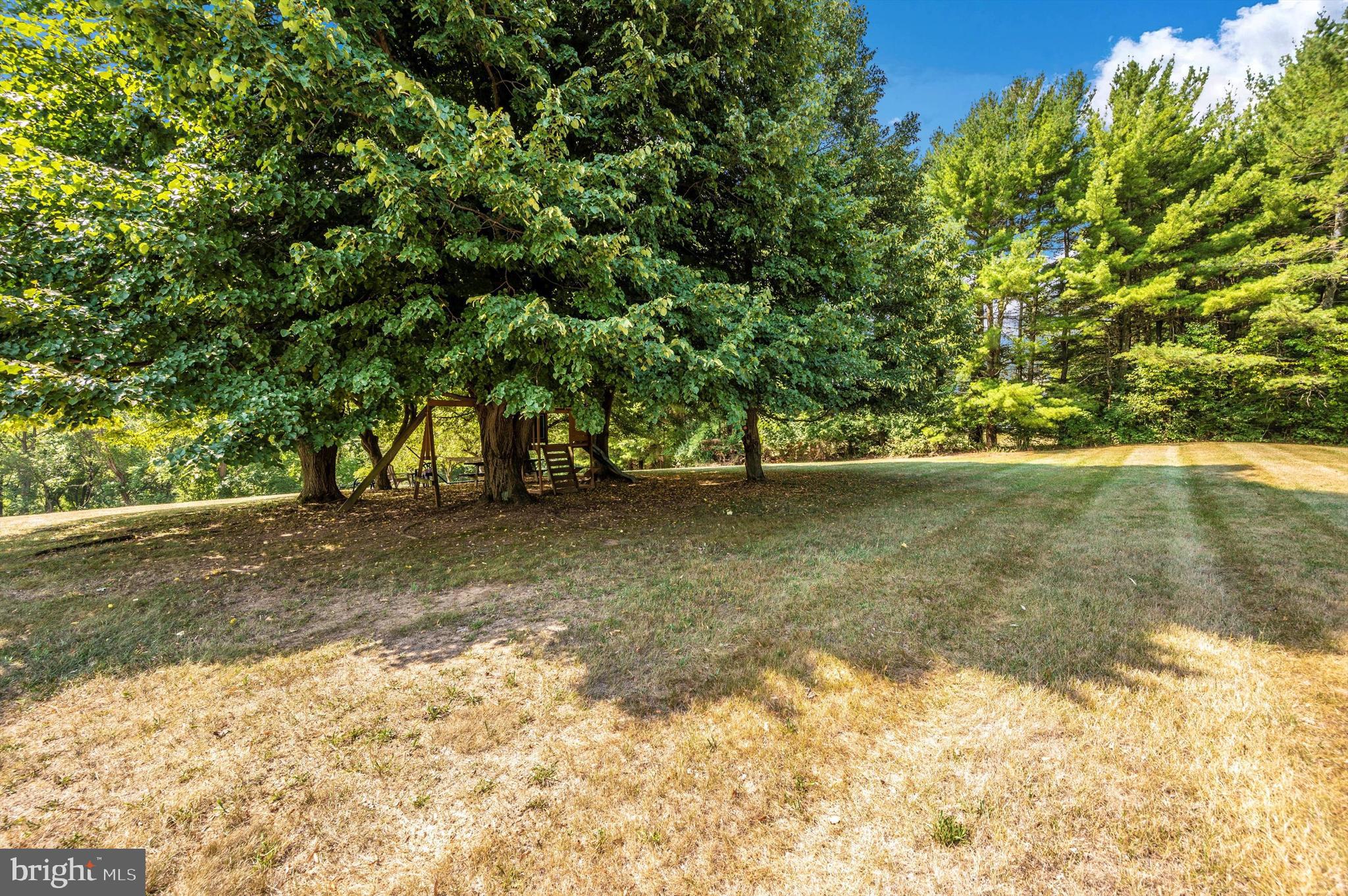 CAMBRIDGE ESTATES - Residential