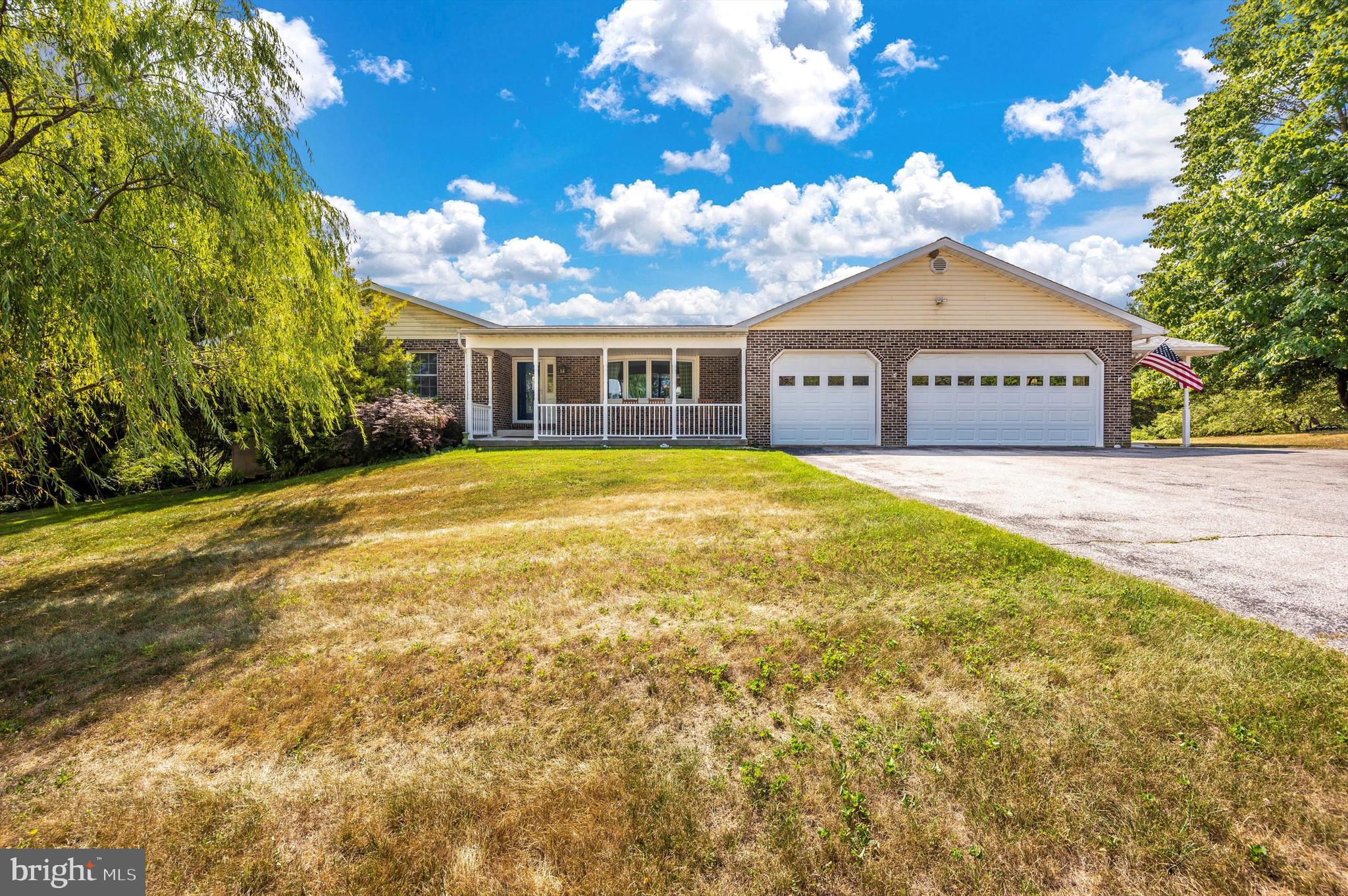 CAMBRIDGE ESTATES - Residential